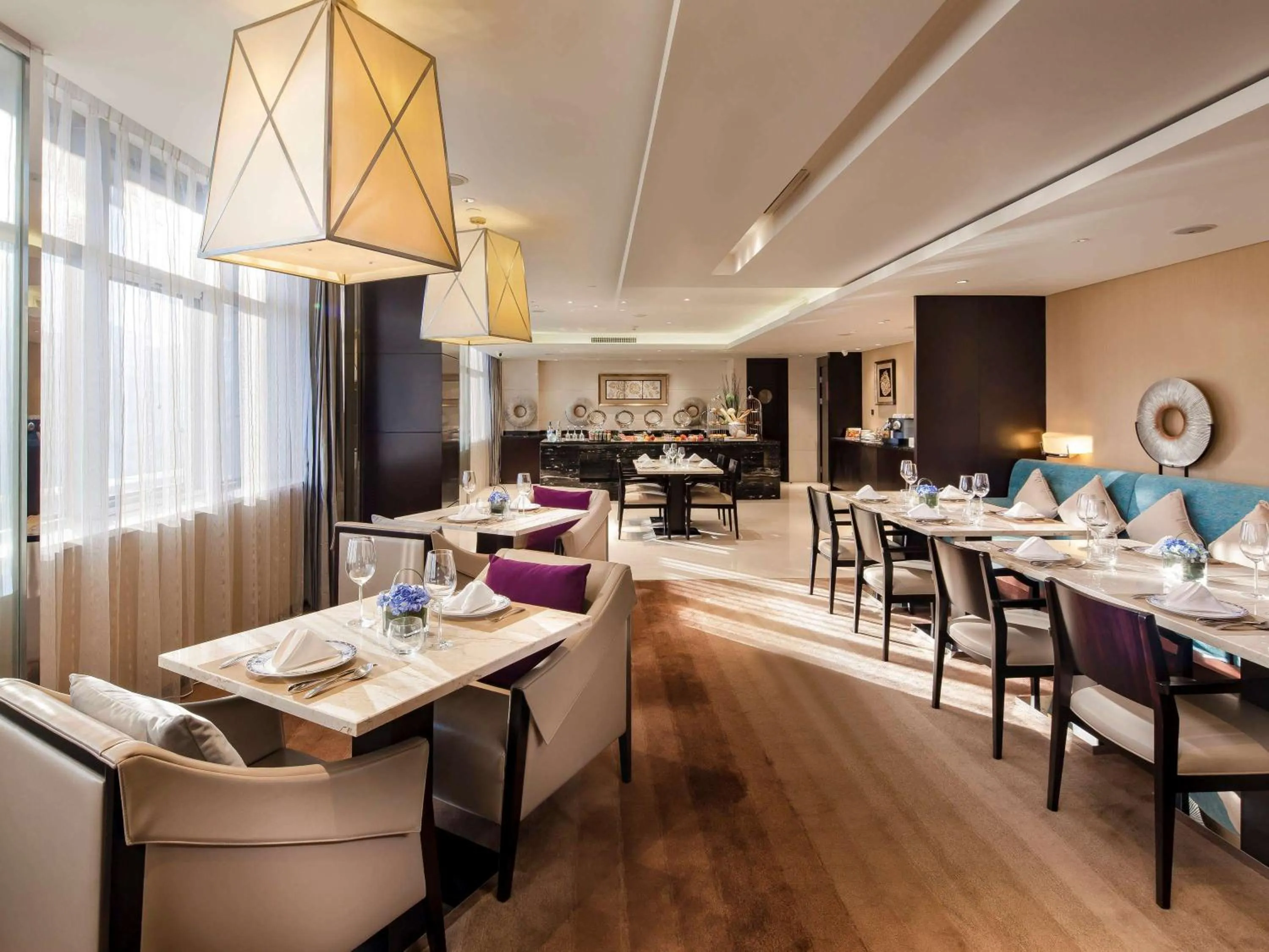 Lounge or bar, Restaurant/Places to Eat in Grand Mercure Beijing Dongcheng Hotel