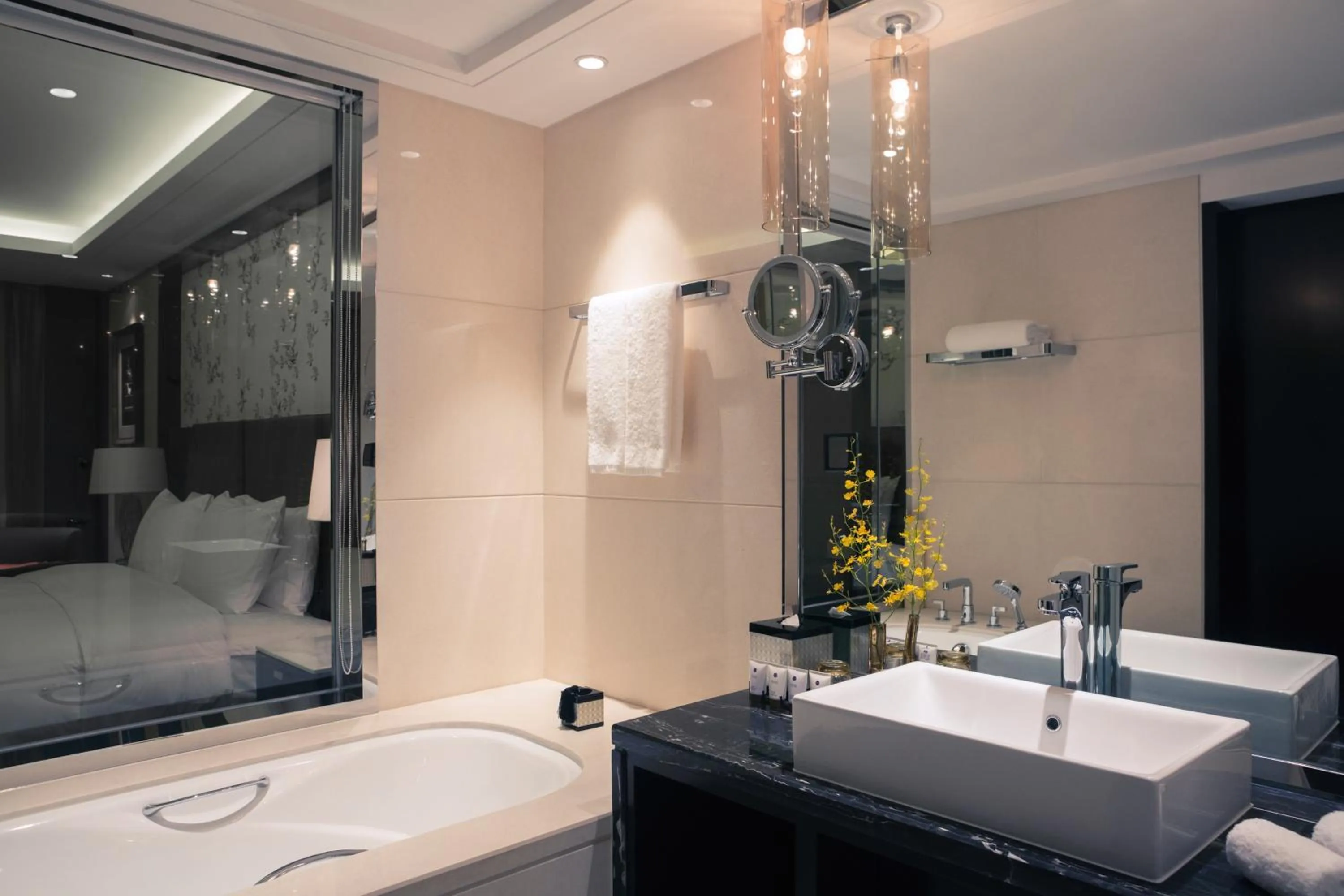 Bathroom in Grand Mercure Beijing Dongcheng Hotel
