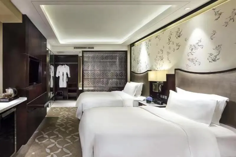 Bedroom in Grand Mercure Beijing Dongcheng Hotel