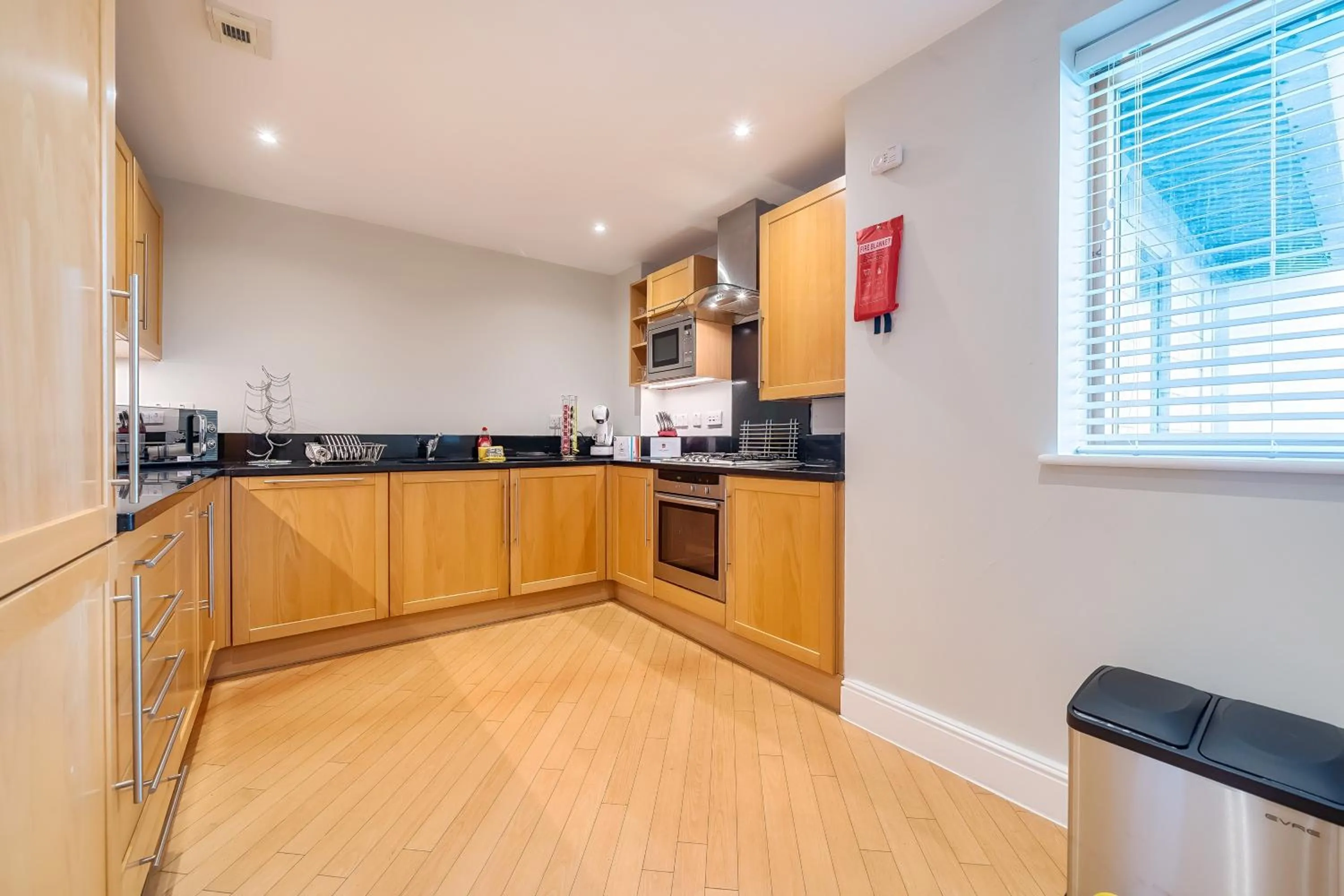 Kitchen or kitchenette in Roomspace Serviced Apartments - The Courtyard Penthouse