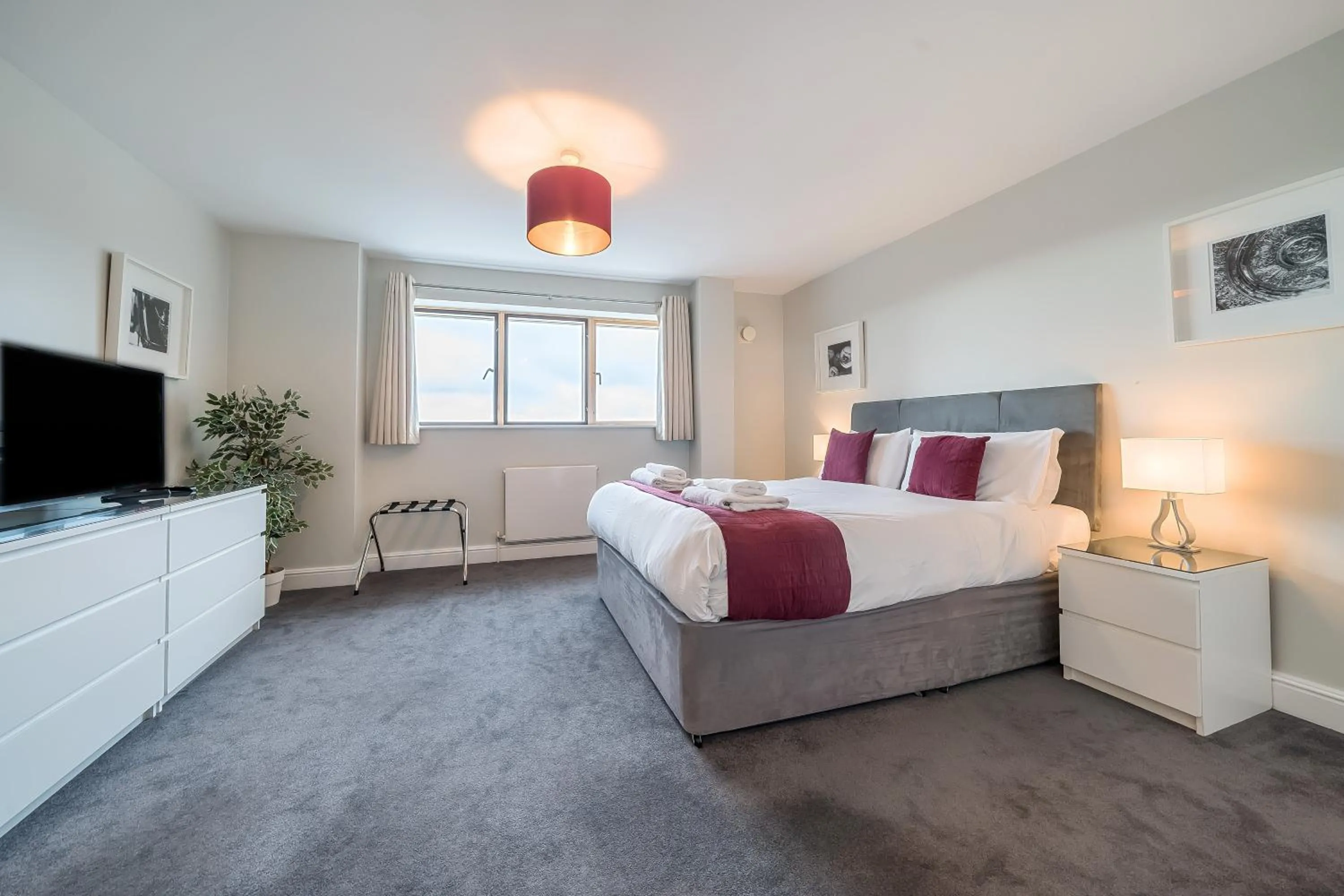 Bedroom, Bed in Roomspace Serviced Apartments - The Courtyard Penthouse