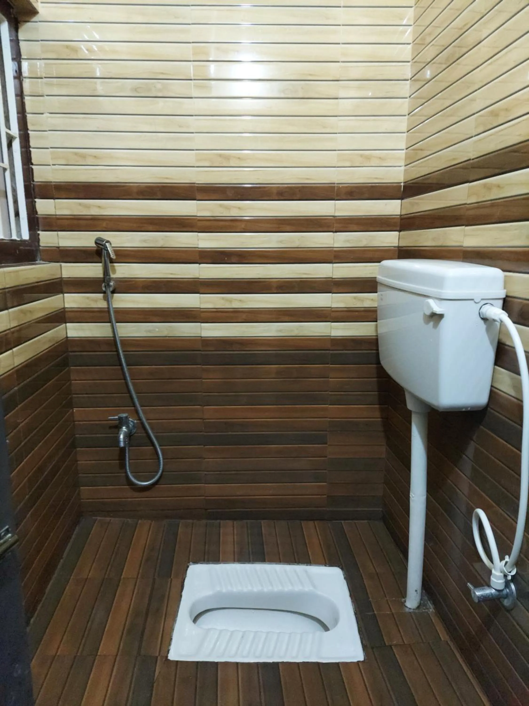 Bathroom in Hotel Hari Gayatri Regent