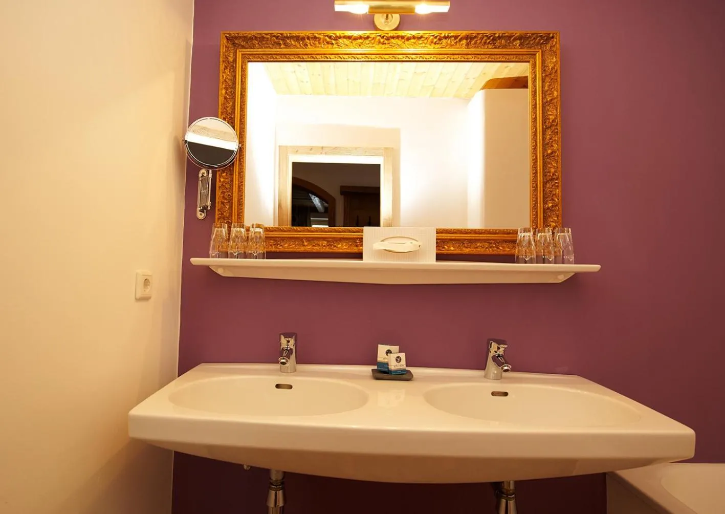 Bathroom in Apartments by GMS