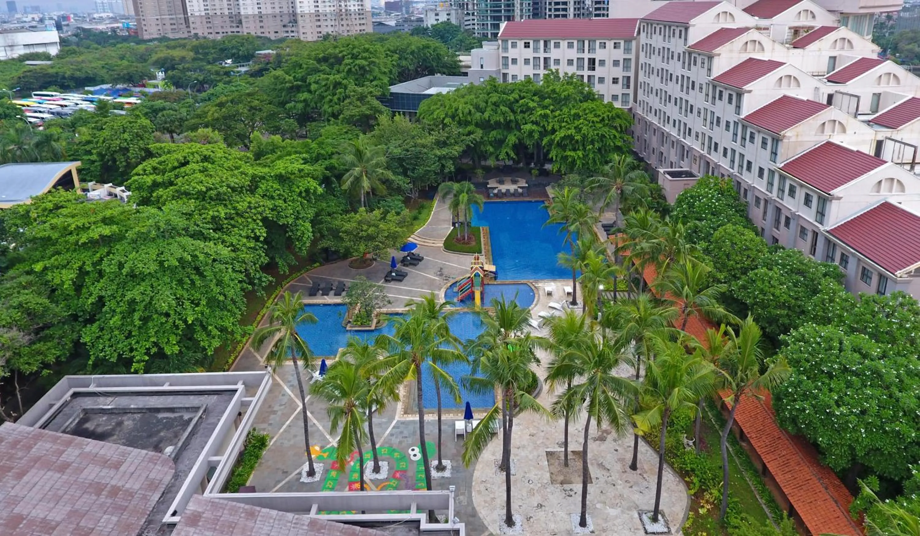 Swimming pool in Discovery Ancol