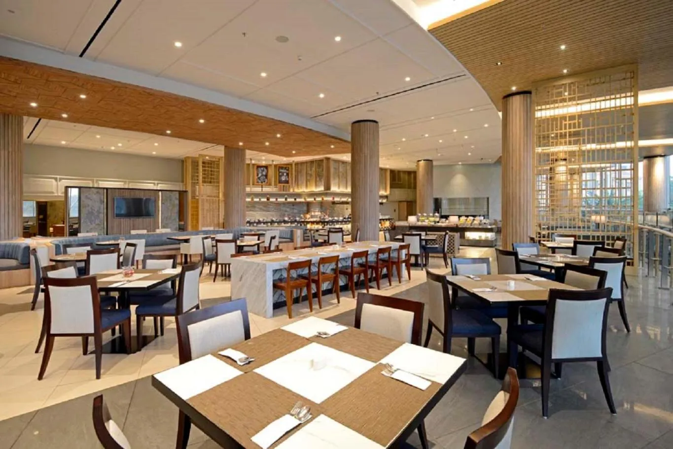 Restaurant/places to eat in Discovery Ancol