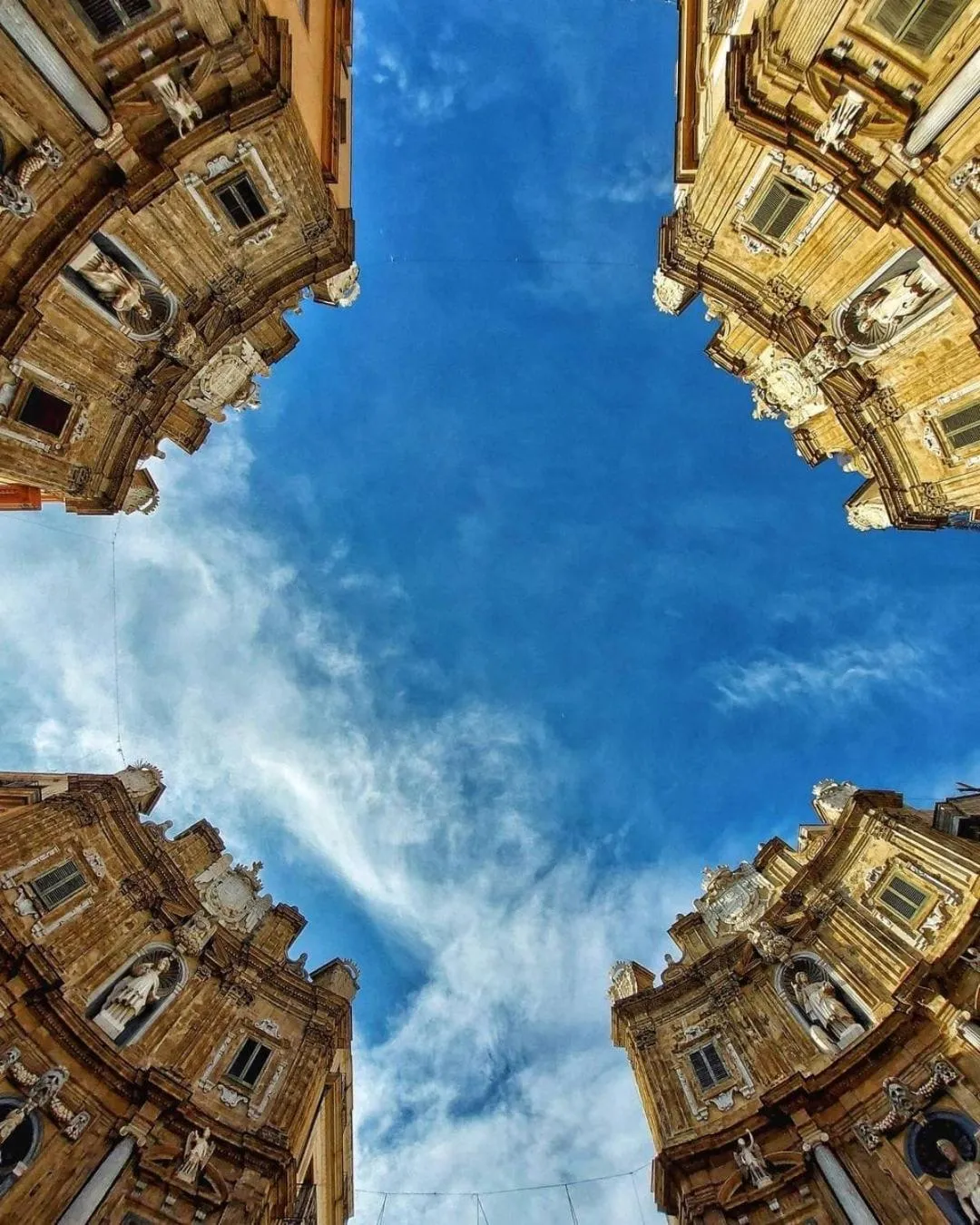 Day in Castelnuovo Rooms #Politeama