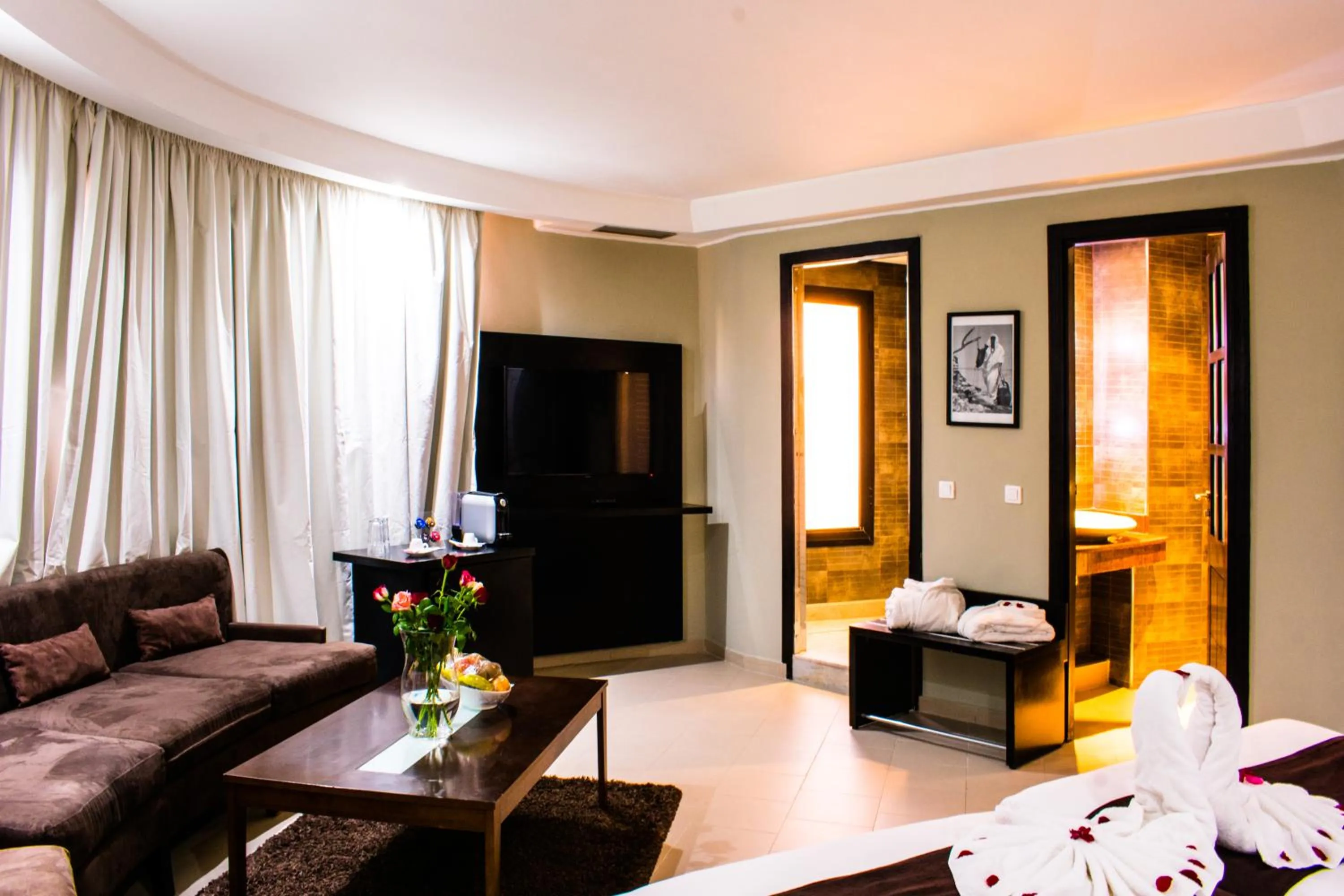 TV and multimedia in Tempoo Hotel Marrakech City Centre Adults Only