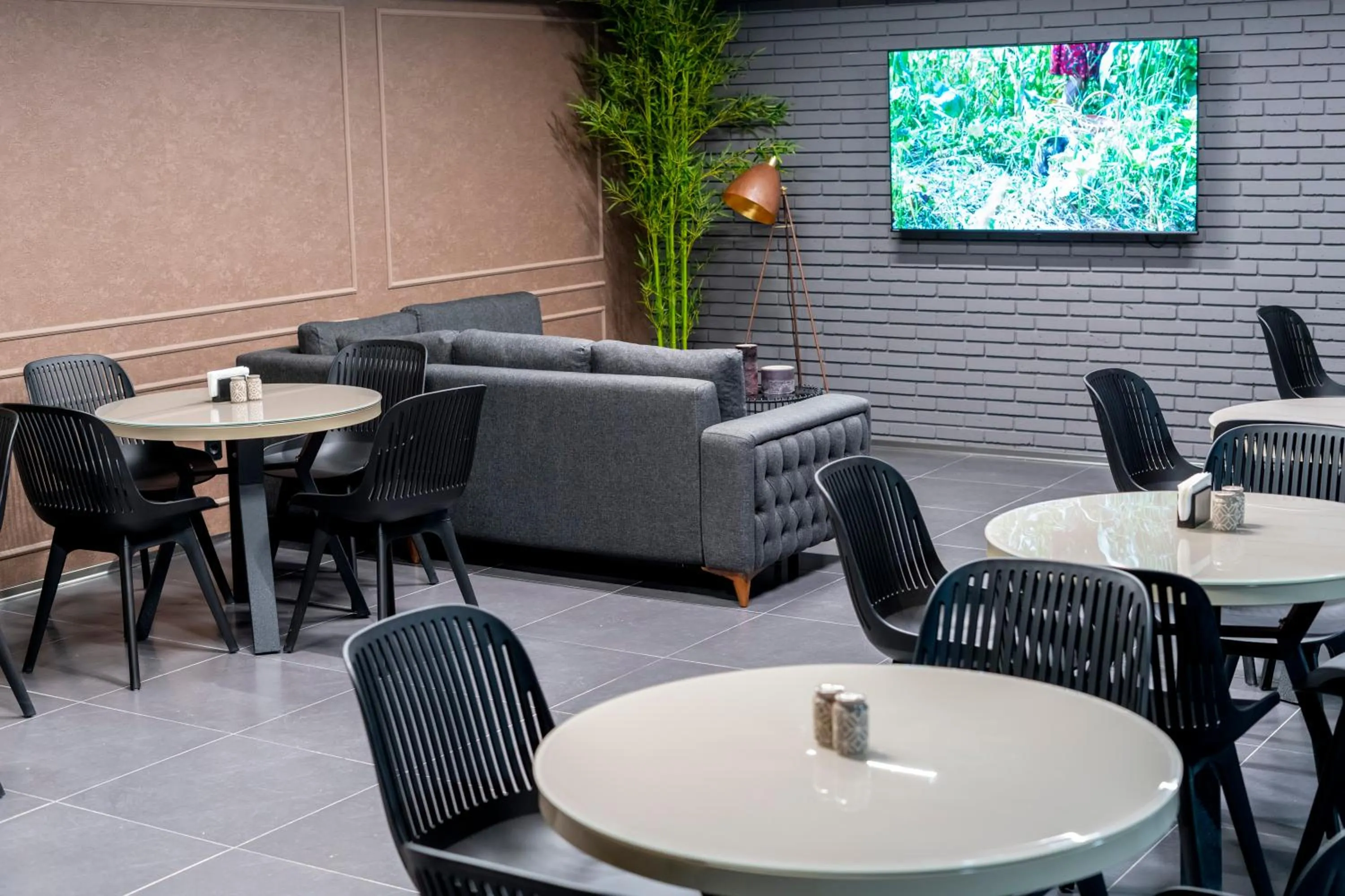 Breakfast in Hotel Best Tbilisi