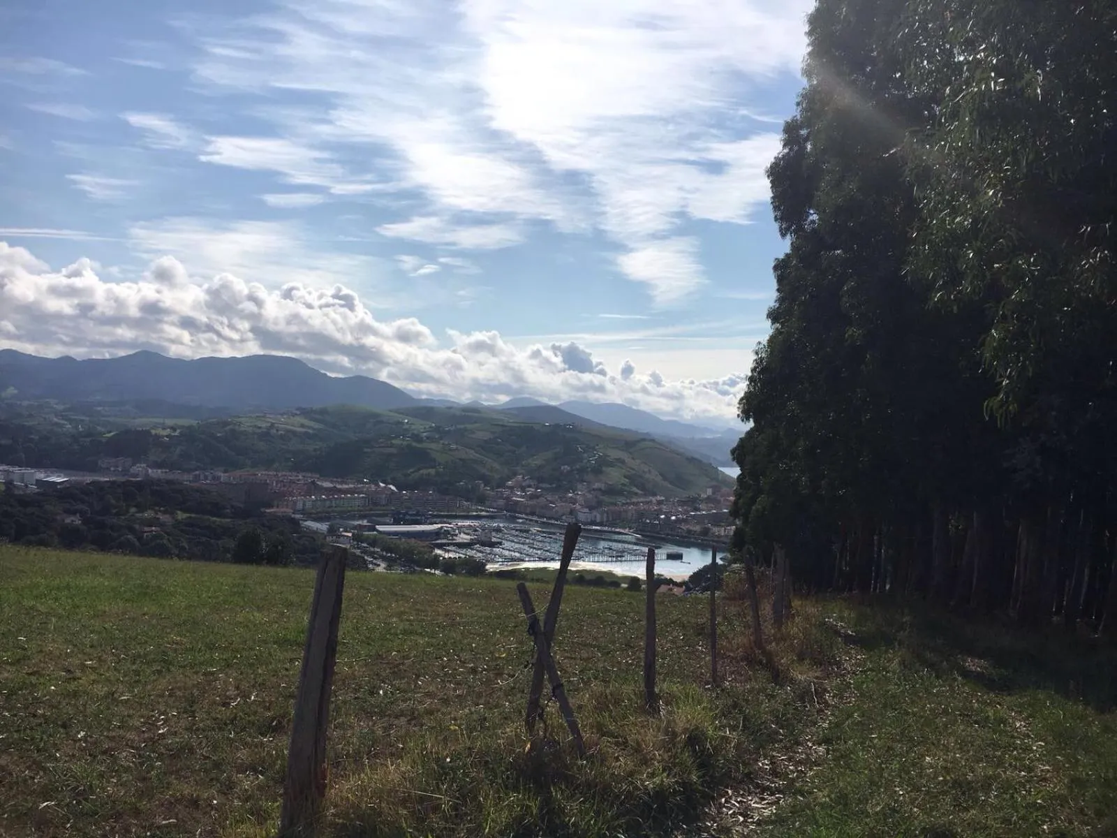 Hiking in Gazteategi