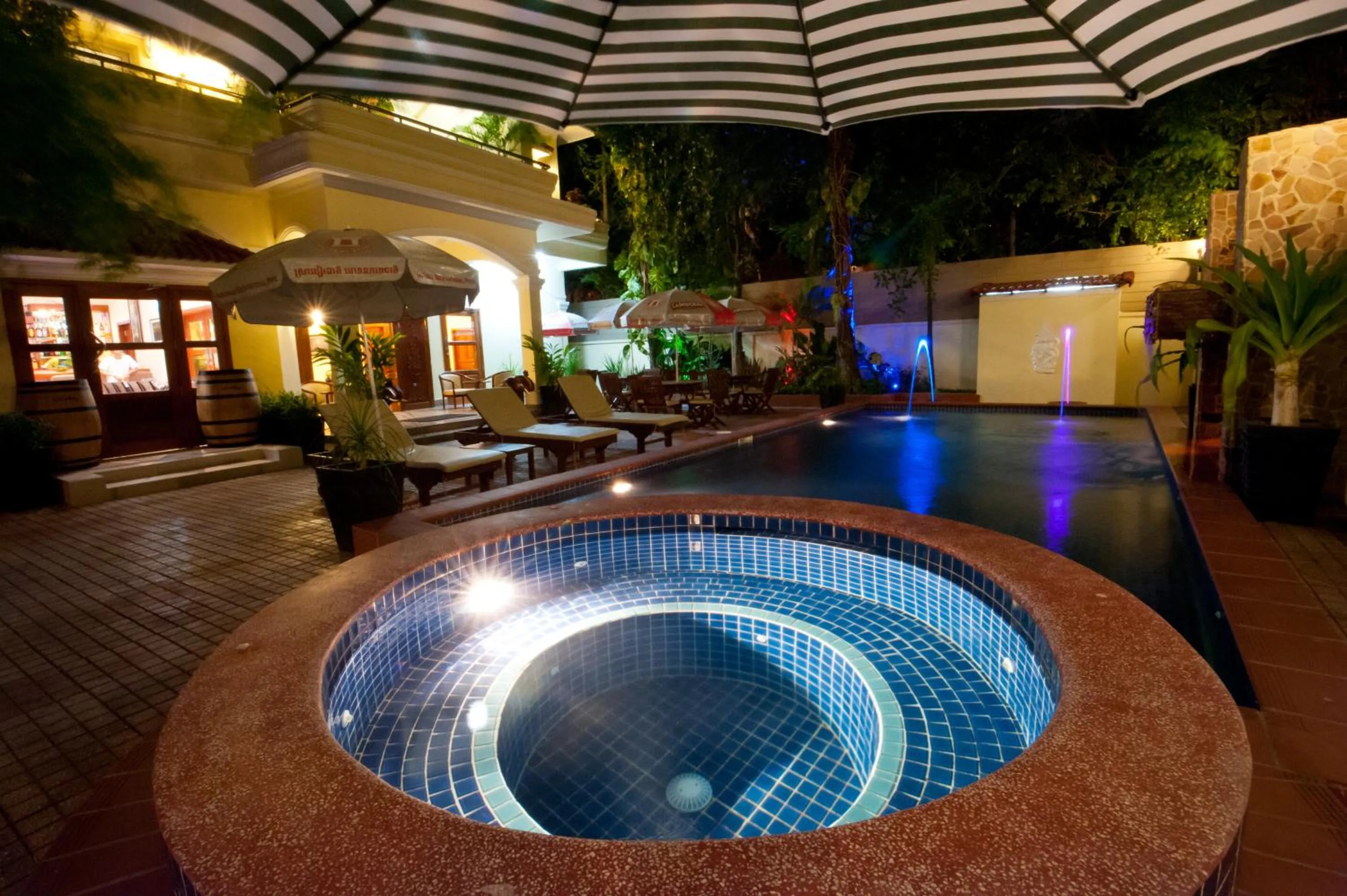 Pool view in Villa Grange