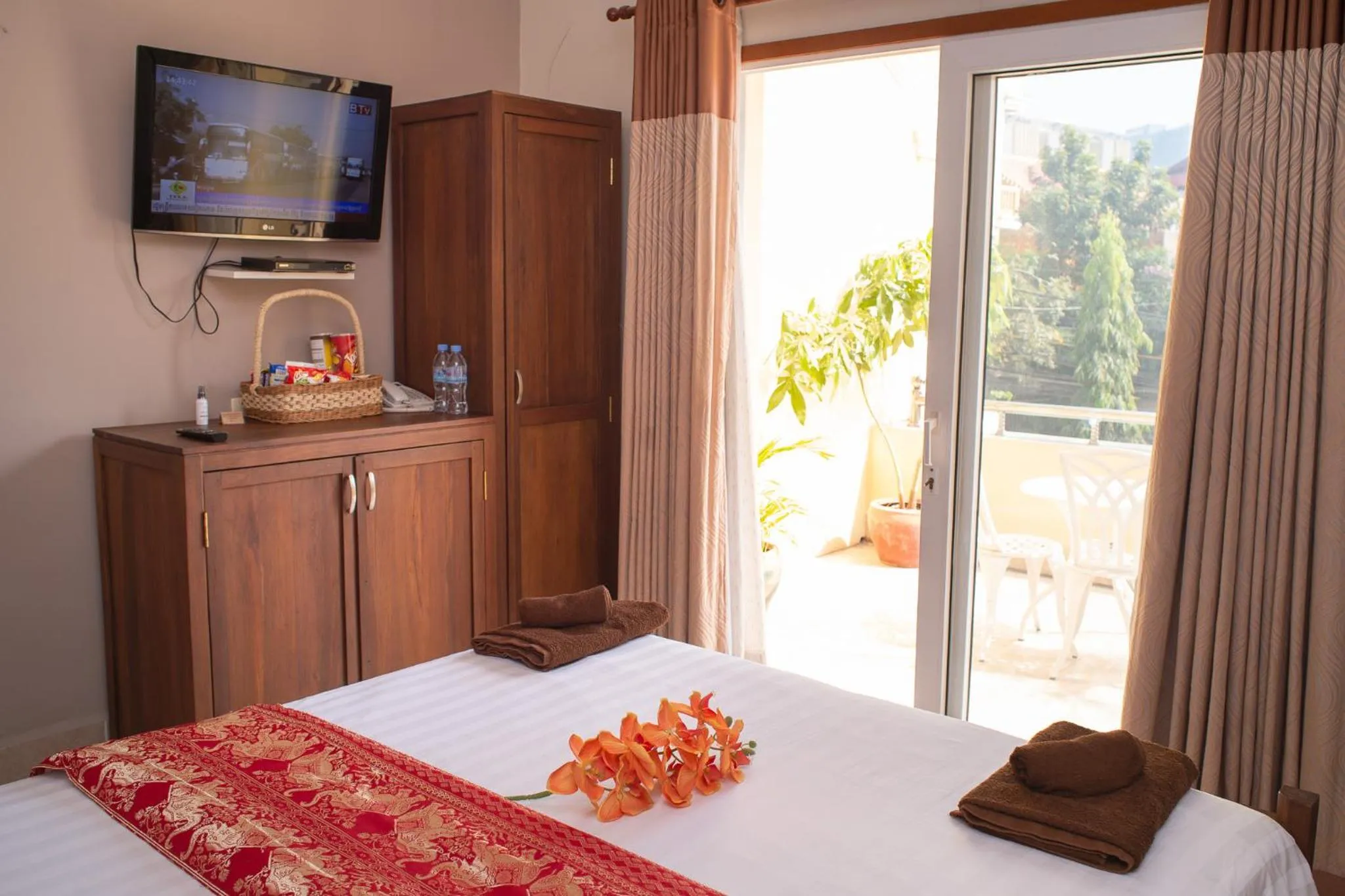 Bedroom, Bed in Villa Grange