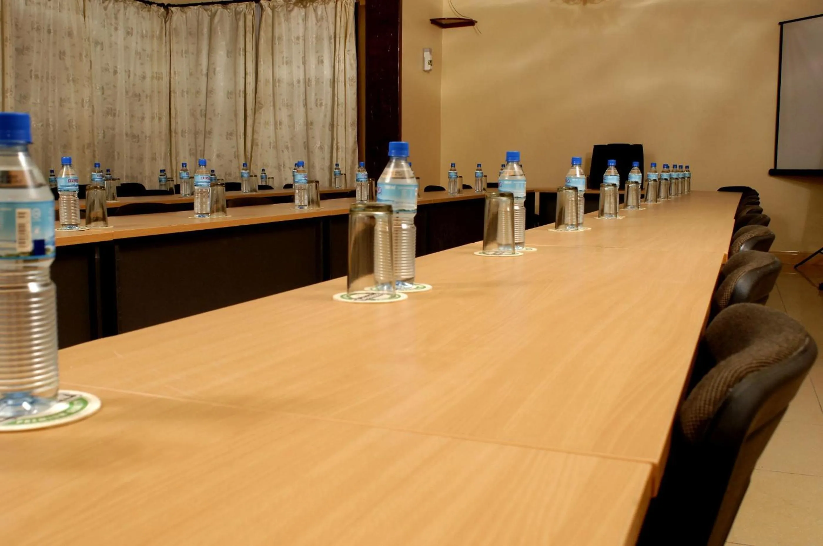 Meeting/conference room in Sunrise Beach Resort