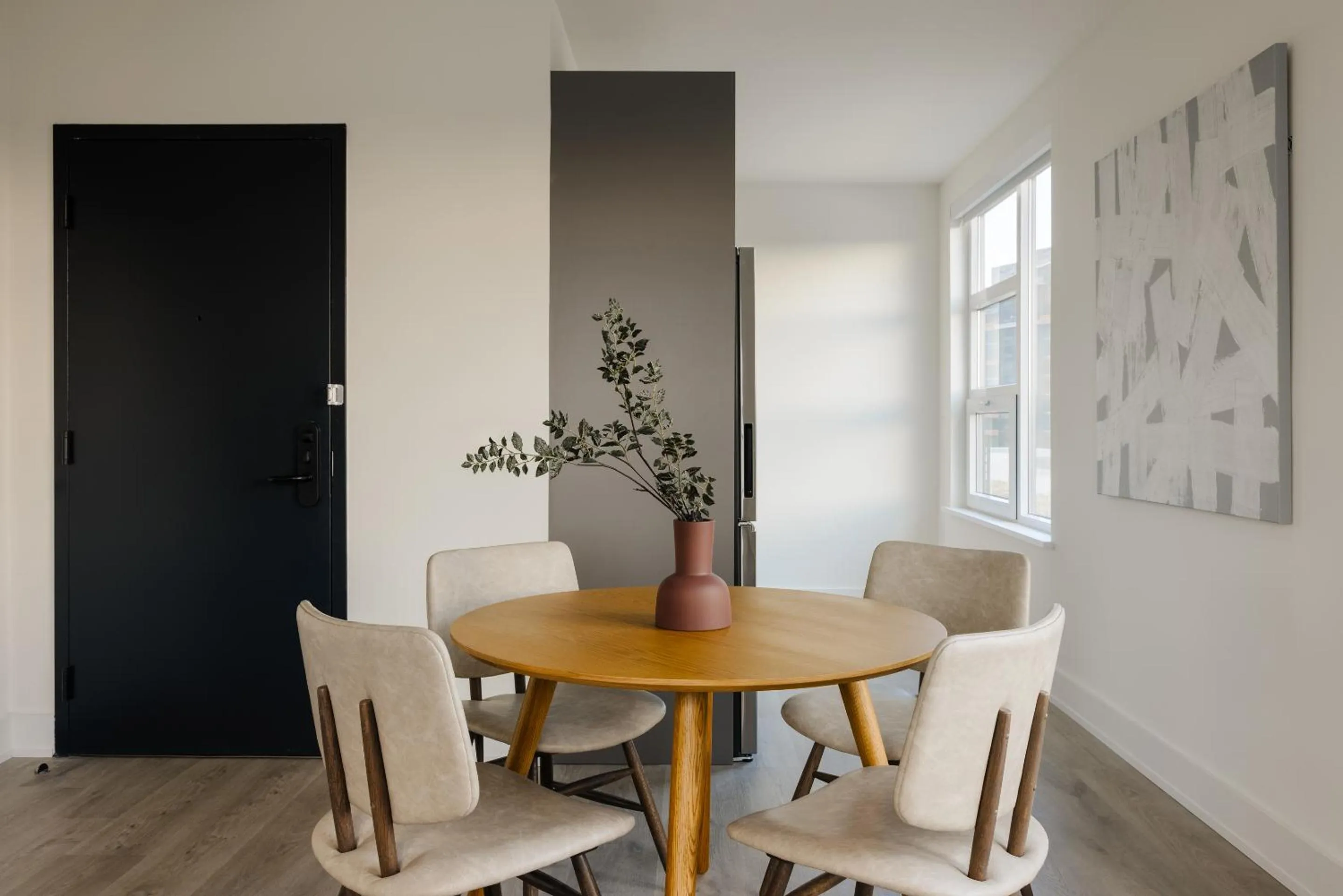 Dining area in Reside NoMa, a Wyndham Residence