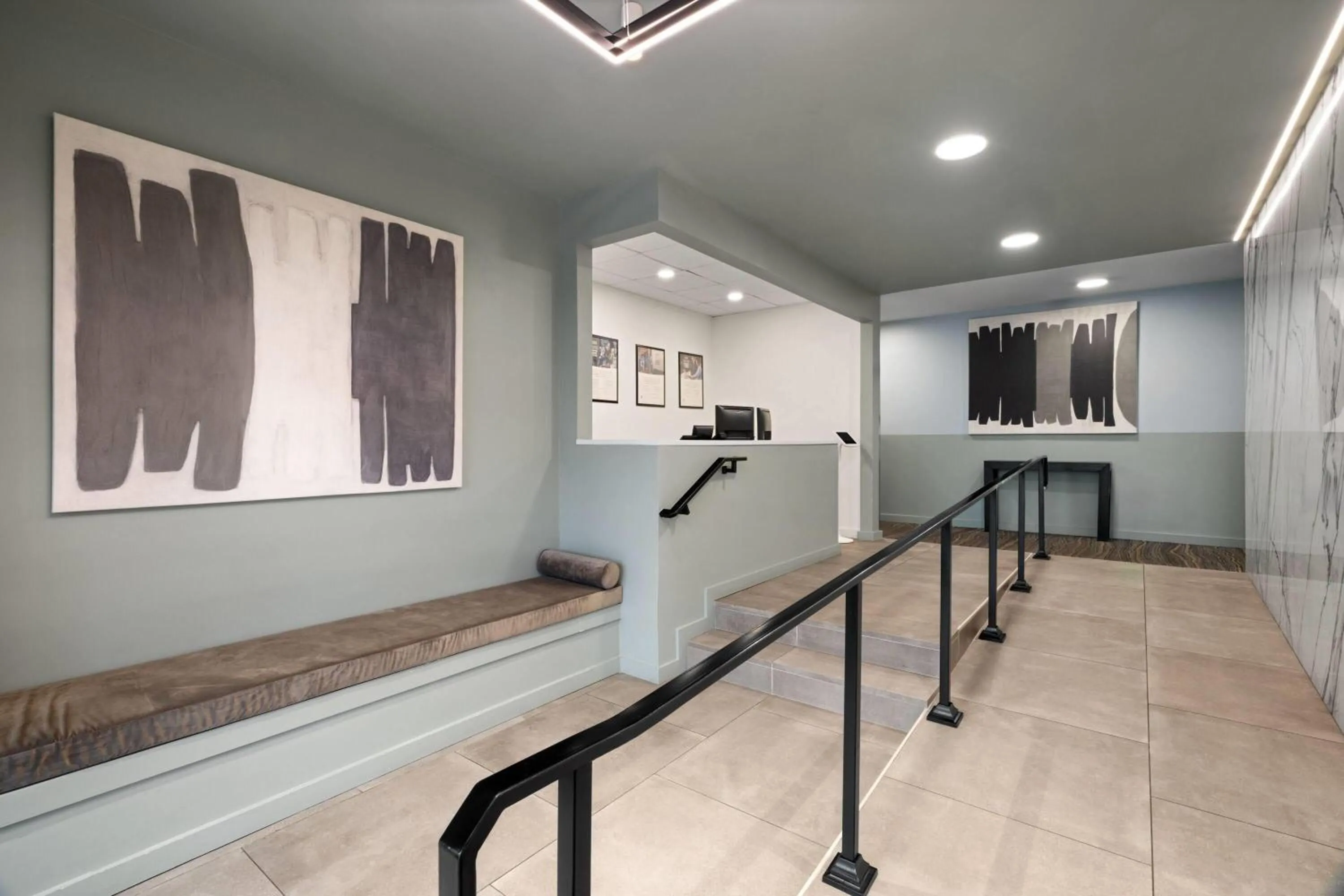 Lobby or reception in Reside NoMa, a Wyndham Residence