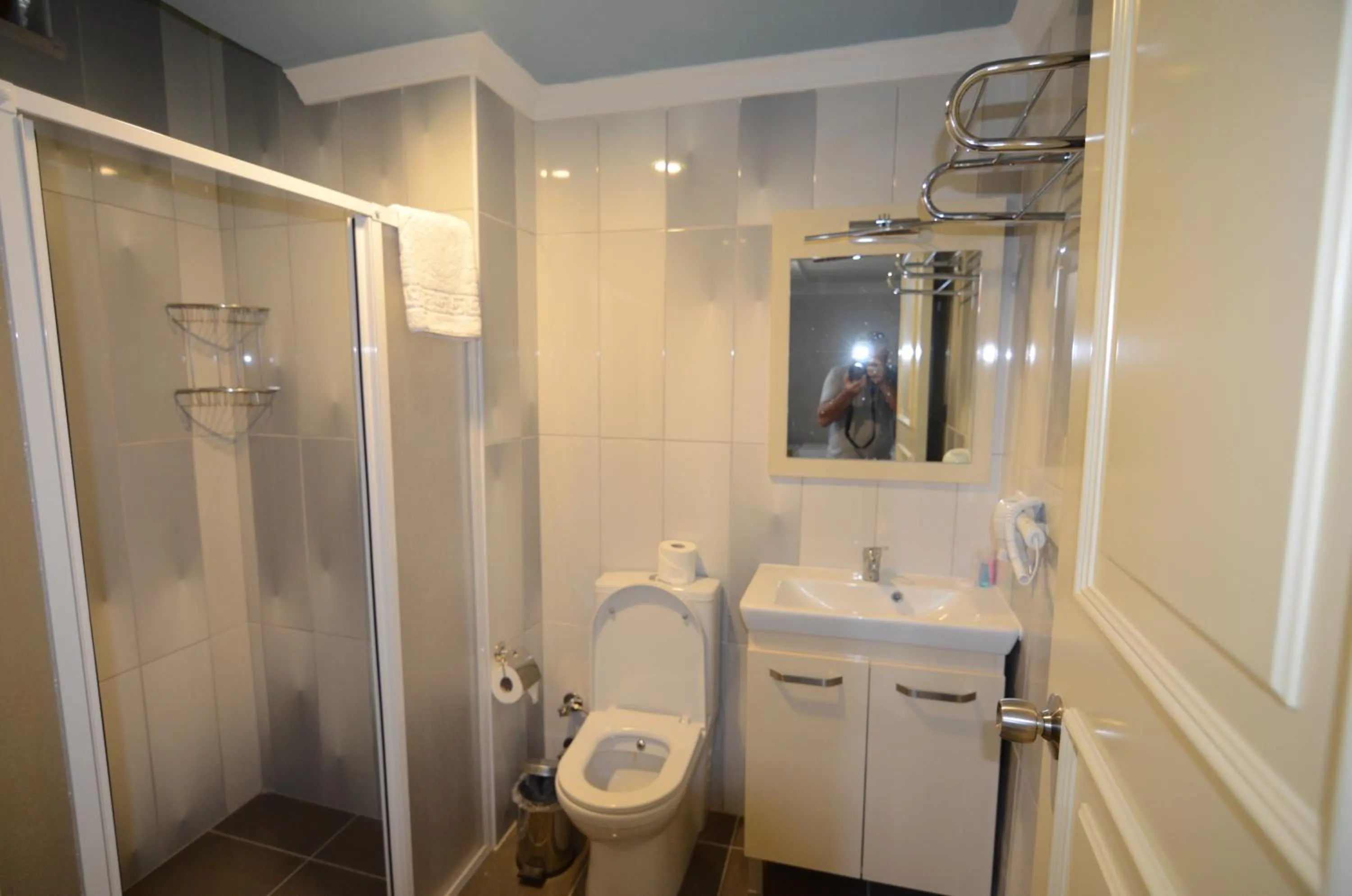 Bathroom in Funda Hotel