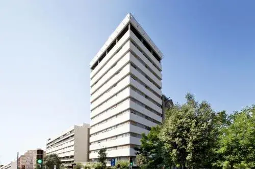 Residencia Universitaria Resa Lesseps Residencia Universitaria Resa Lesseps