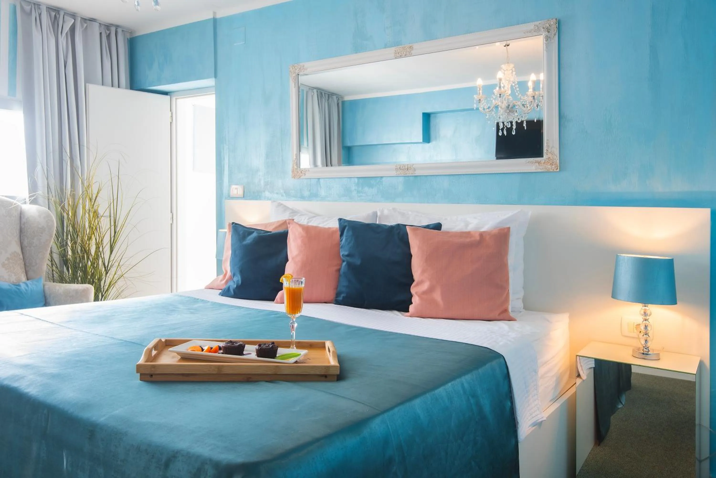 Living room, Bed in Monvidal by Bura Hotels - Adults Only