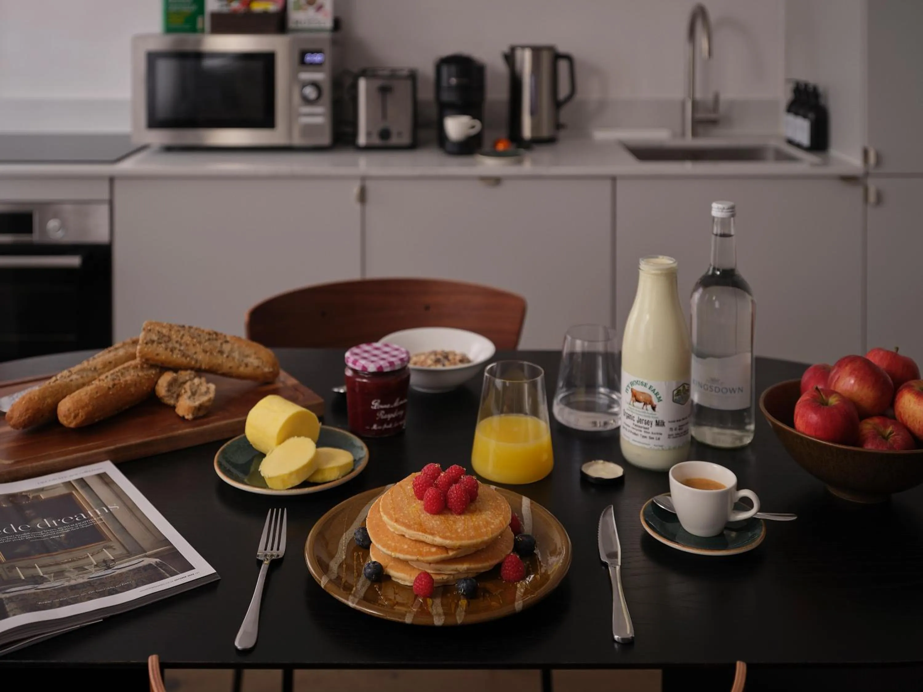 Coffee/tea facilities in The Marloes