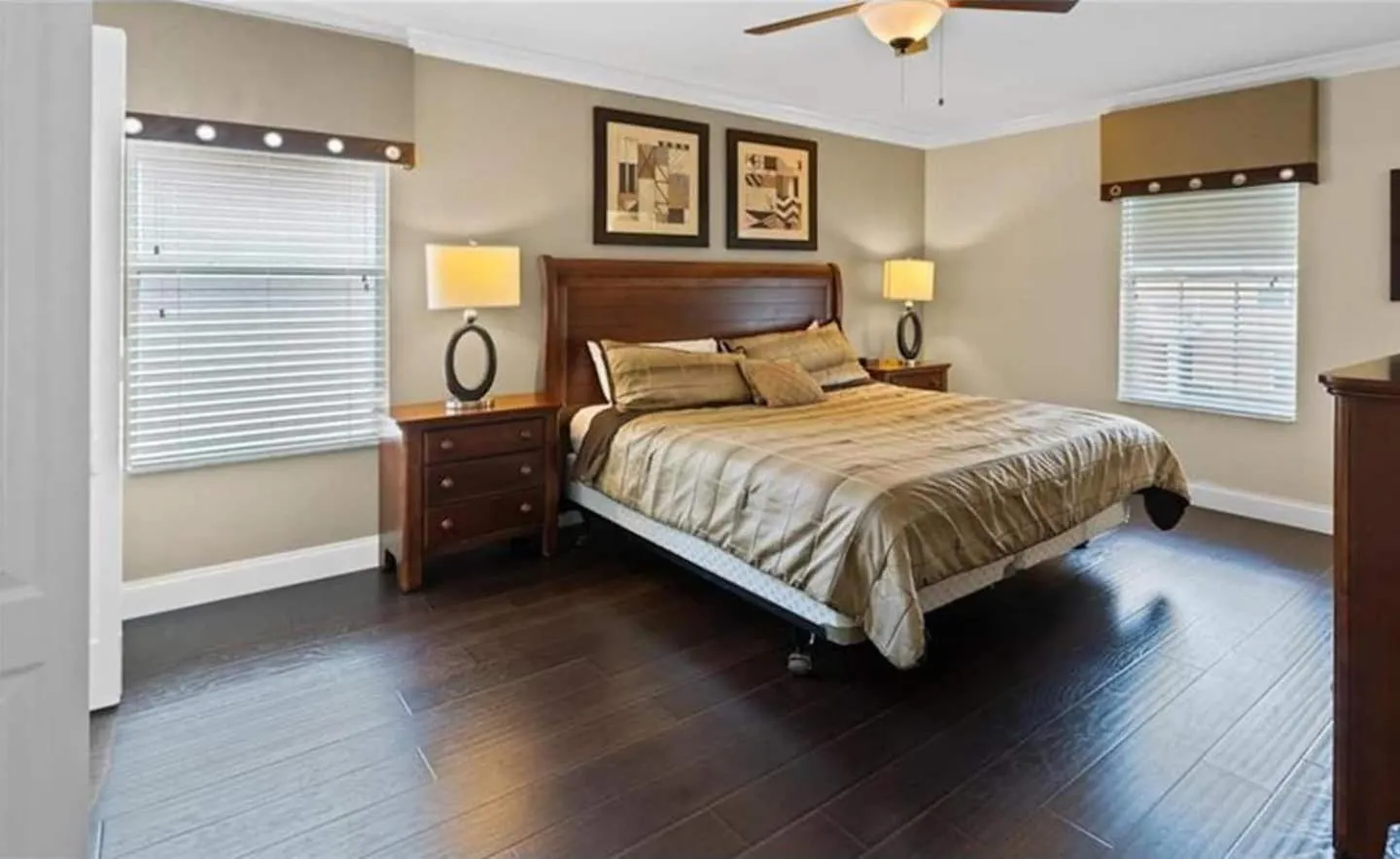 Bedroom, Bed in 8931 Cuban Palm