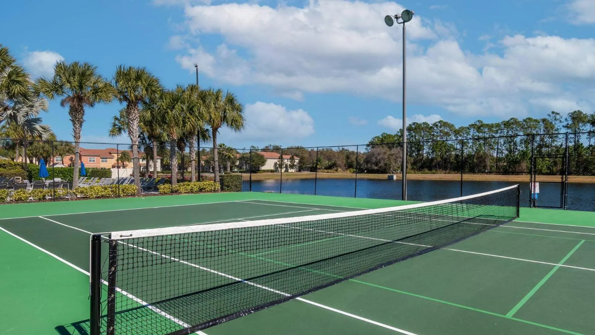 Tennis court in 8931 Cuban Palm
