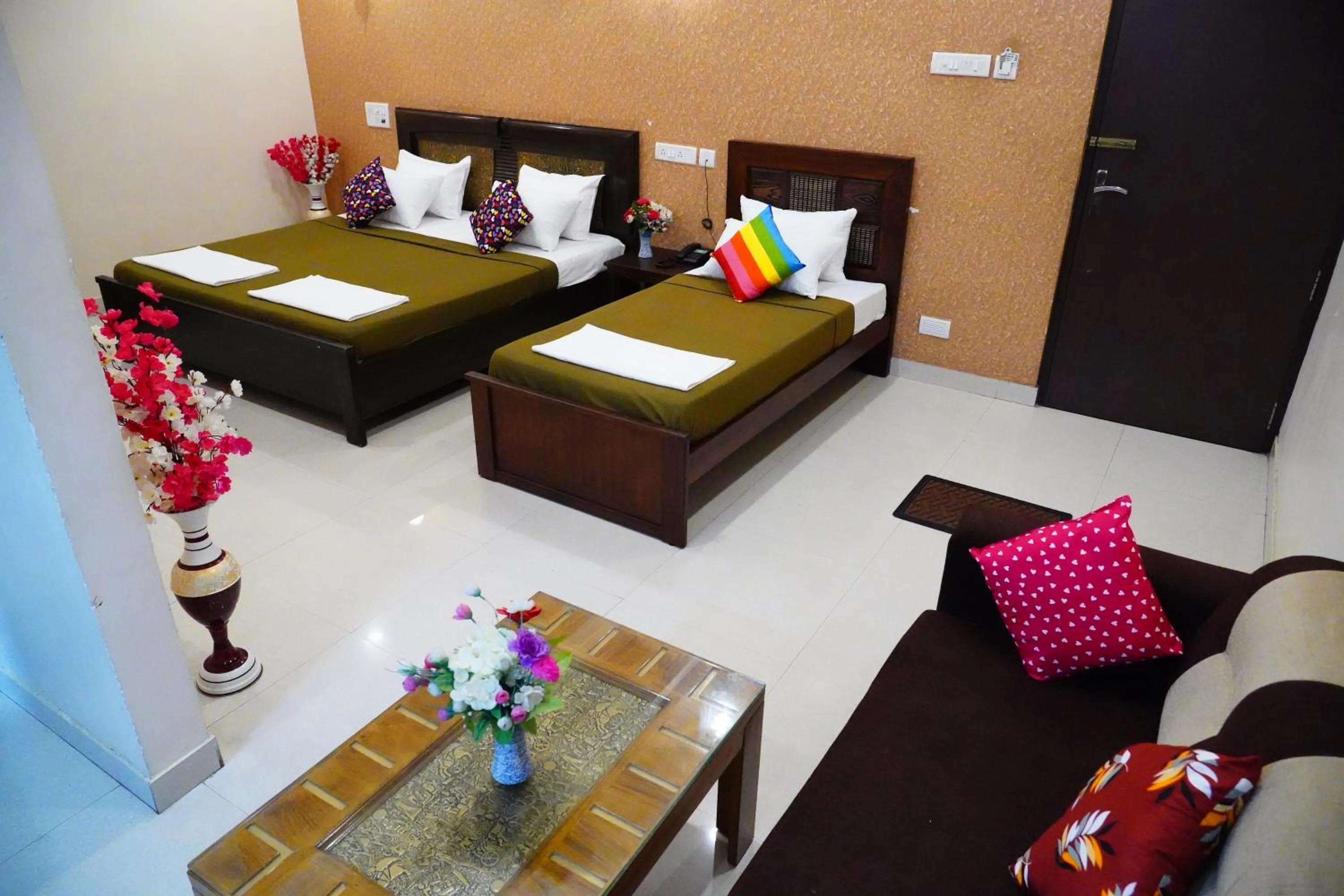 Bed in Vinayagam Residency