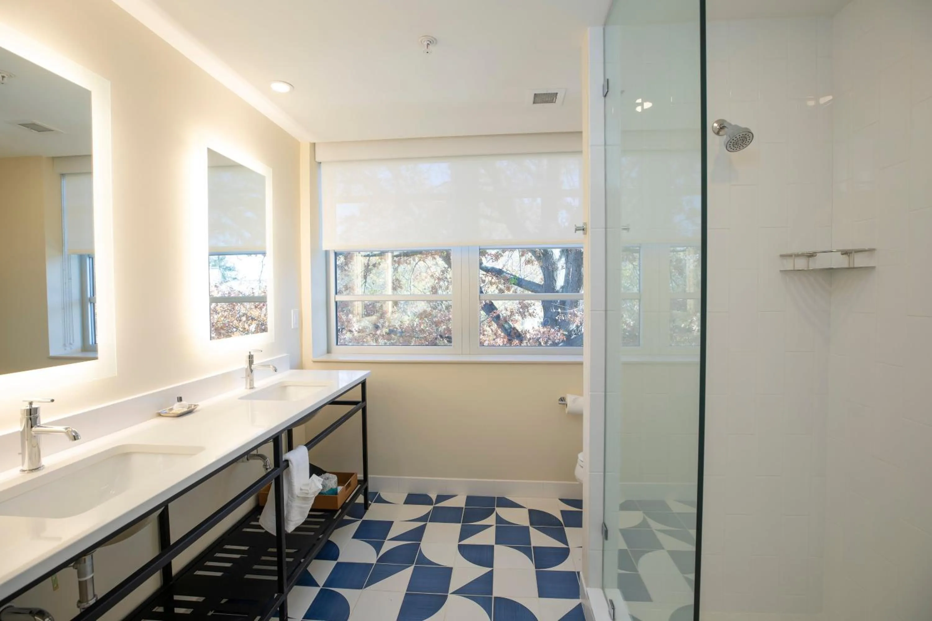 Bathroom in The Holbrook Hotel