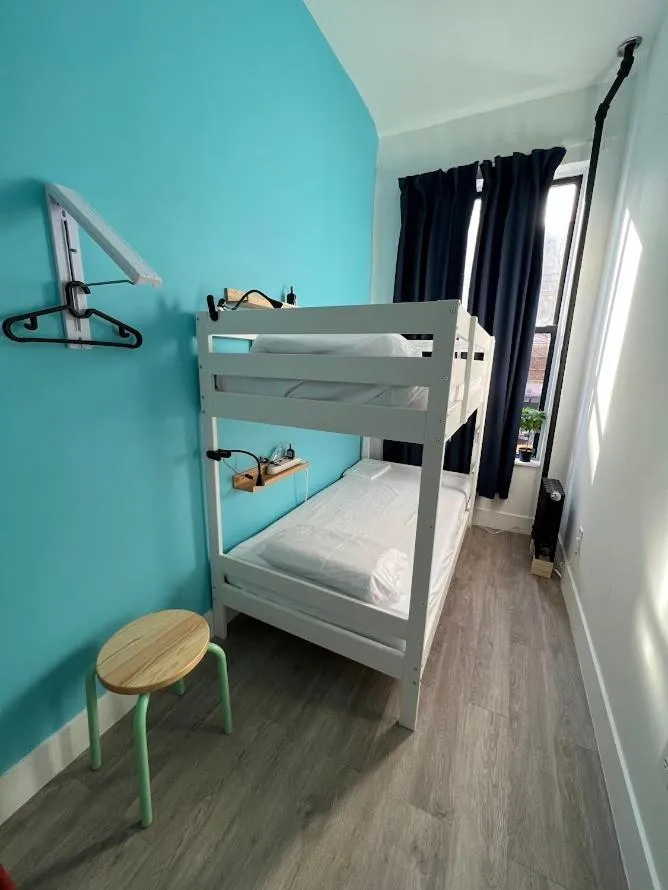 Bed in East Harlem Hostel