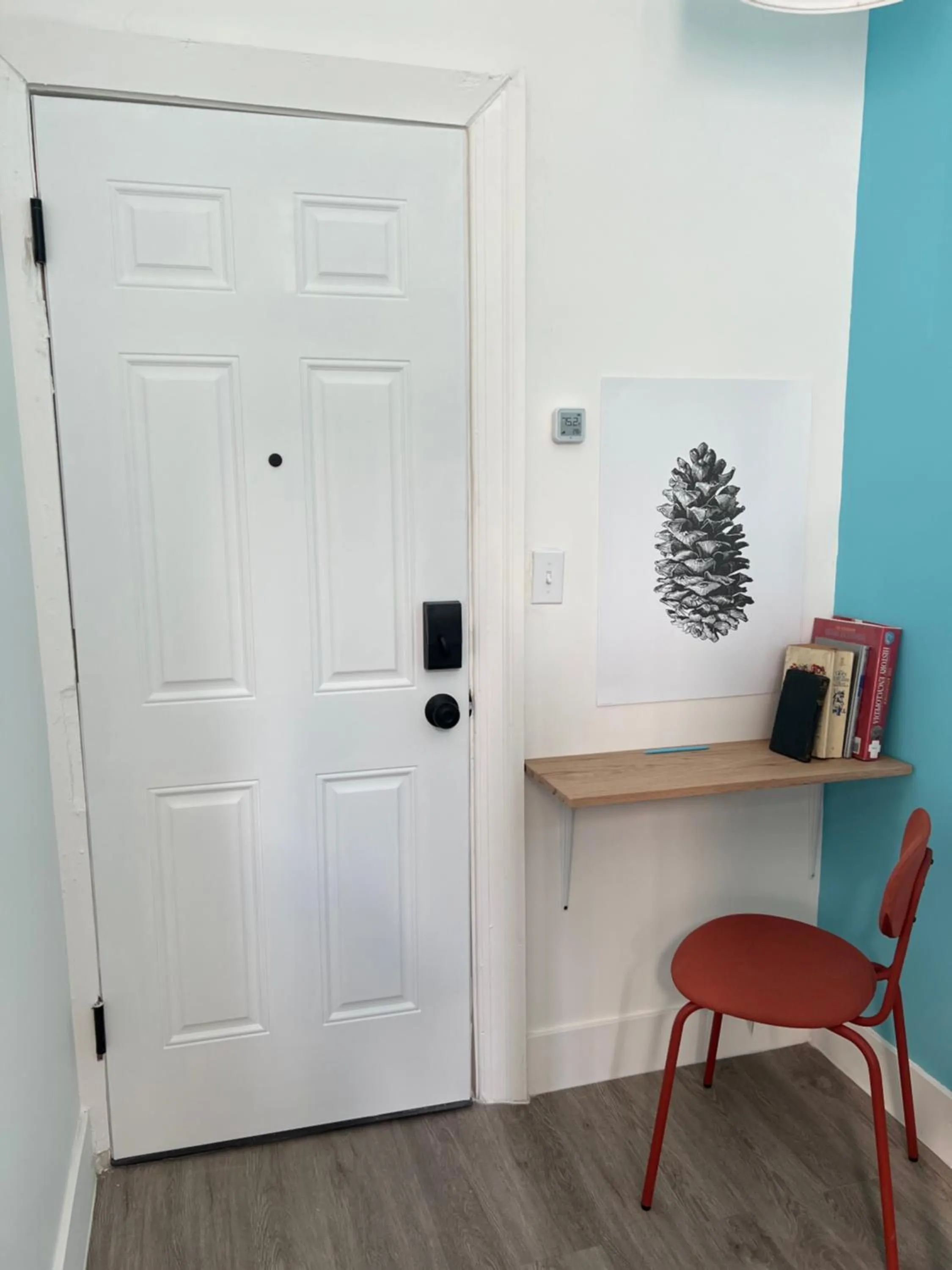 hair dresser in East Harlem Hostel