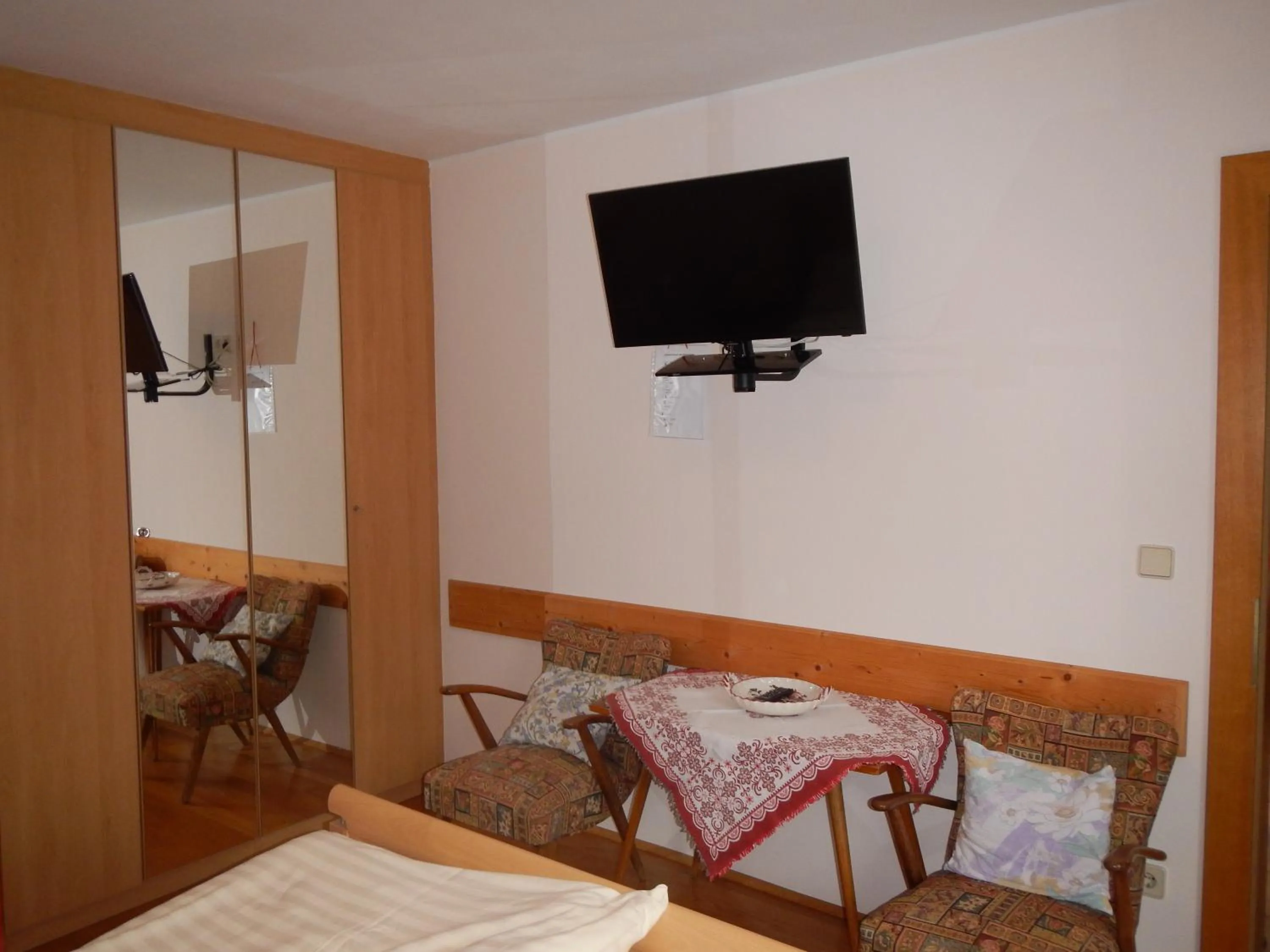 TV and multimedia in Haus Friedburg