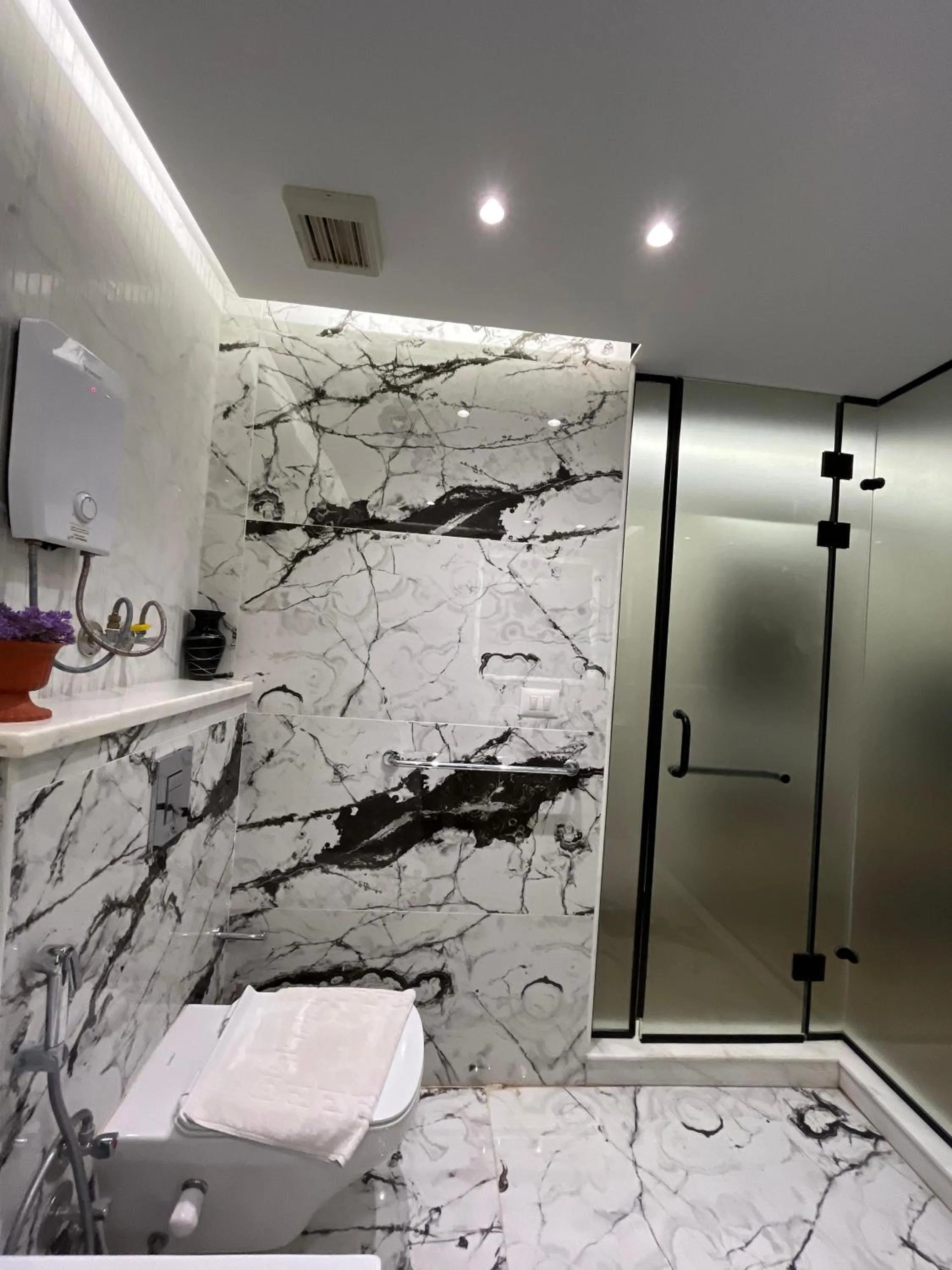 Shower in Blue Pyramids Eyes Hotel