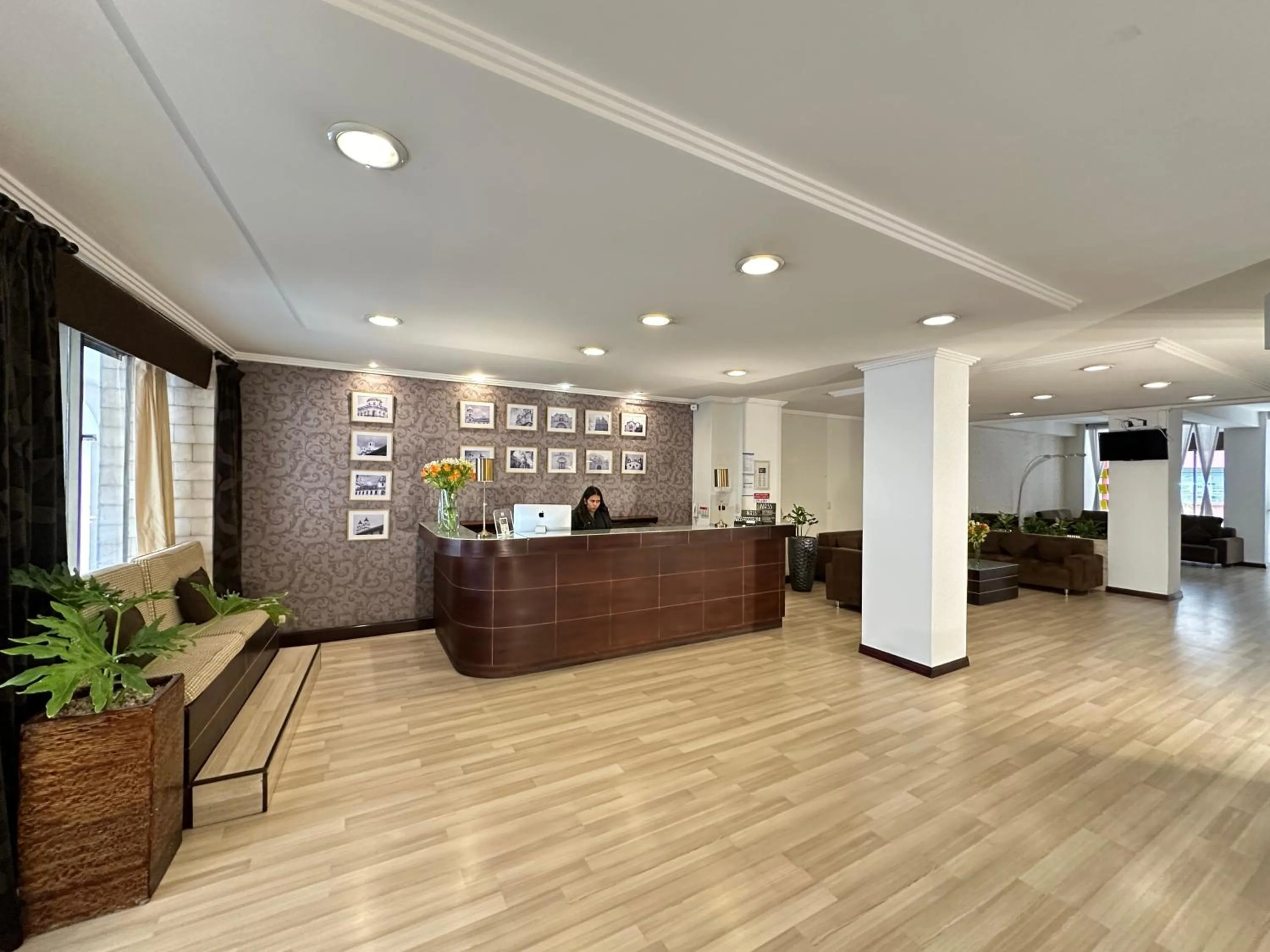 Lobby or reception in Hotel Presidente by NASS