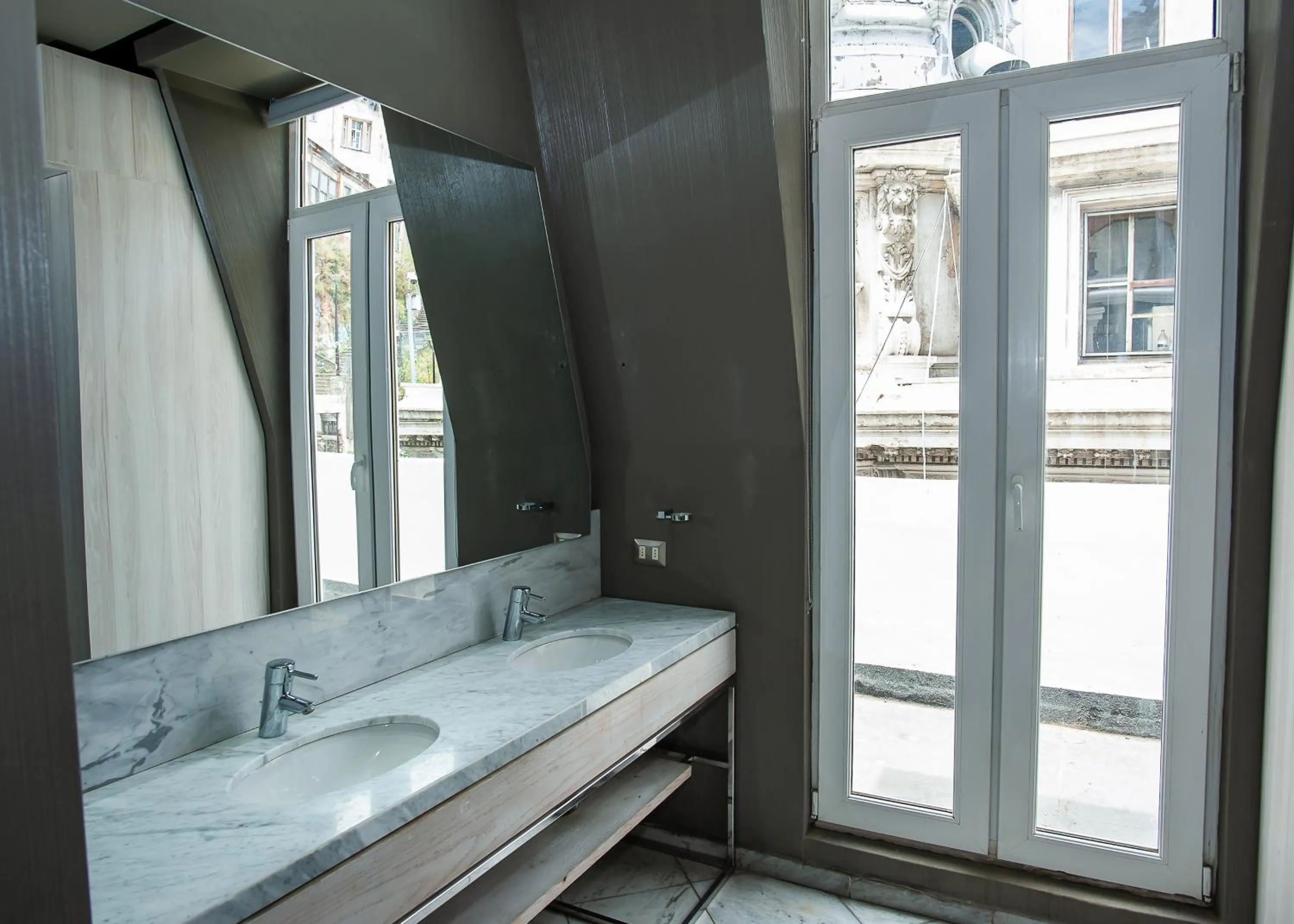 Shower in Casa Esmeralda