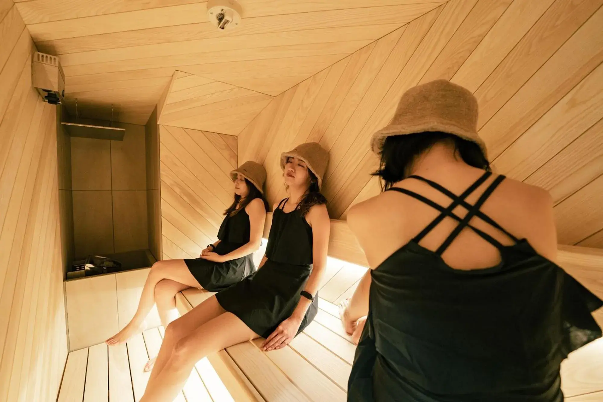 脈 -MYAKU PRIVATE SAUNA- 脈 -MYAKU PRIVATE SAUNA-