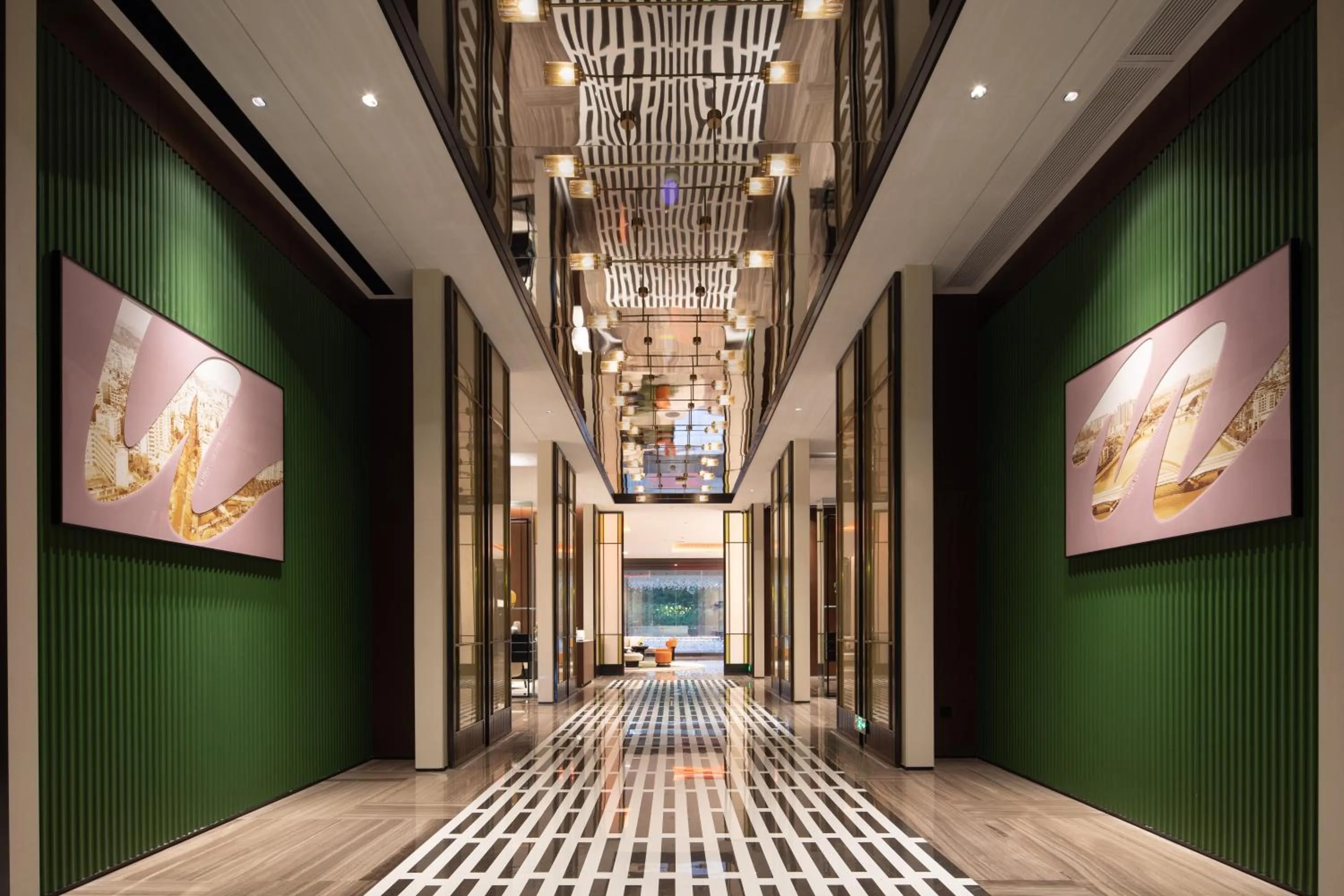 Lobby or reception in 广州新塘站希尔顿欢朋酒店