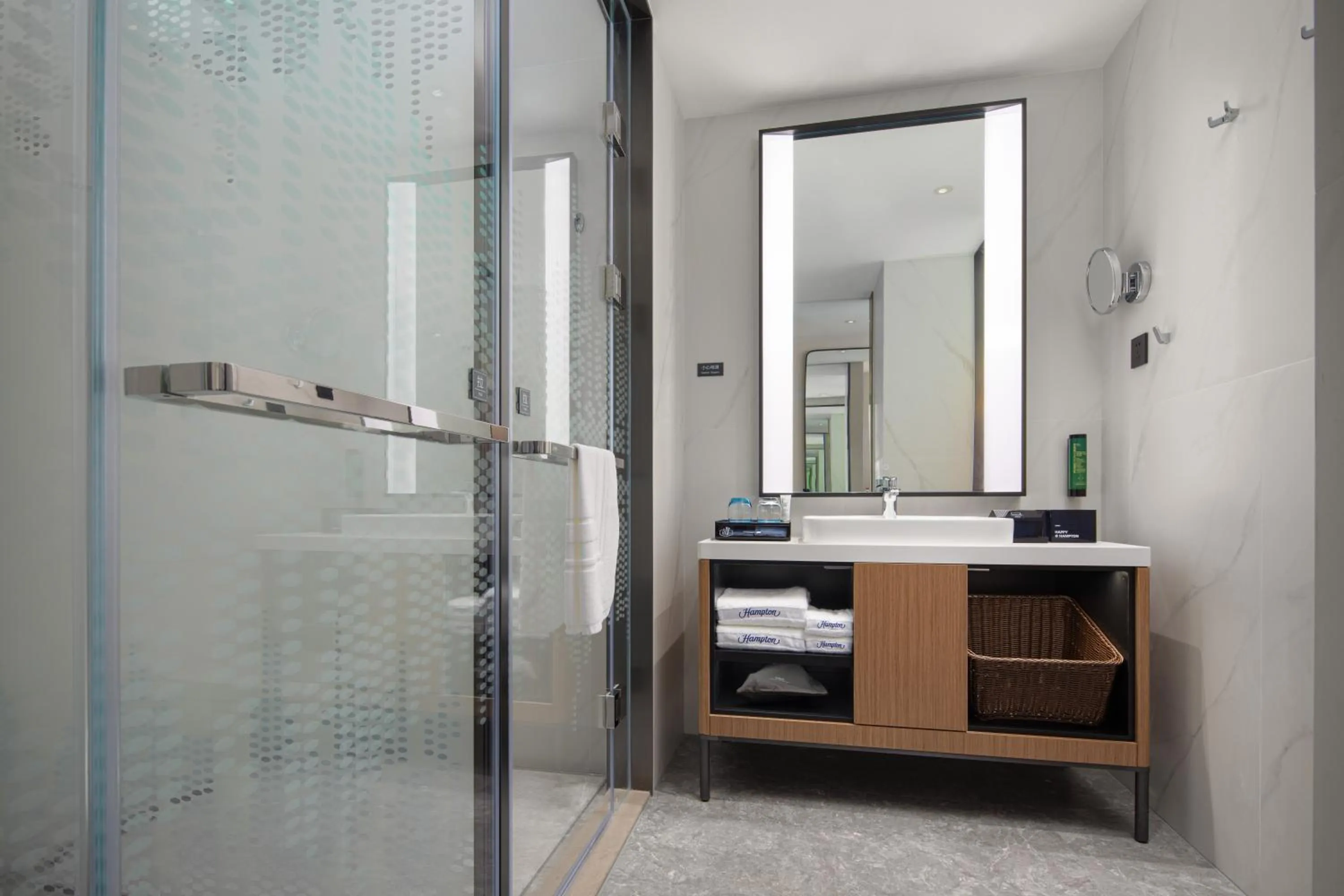 广州新塘站希尔顿欢朋酒店