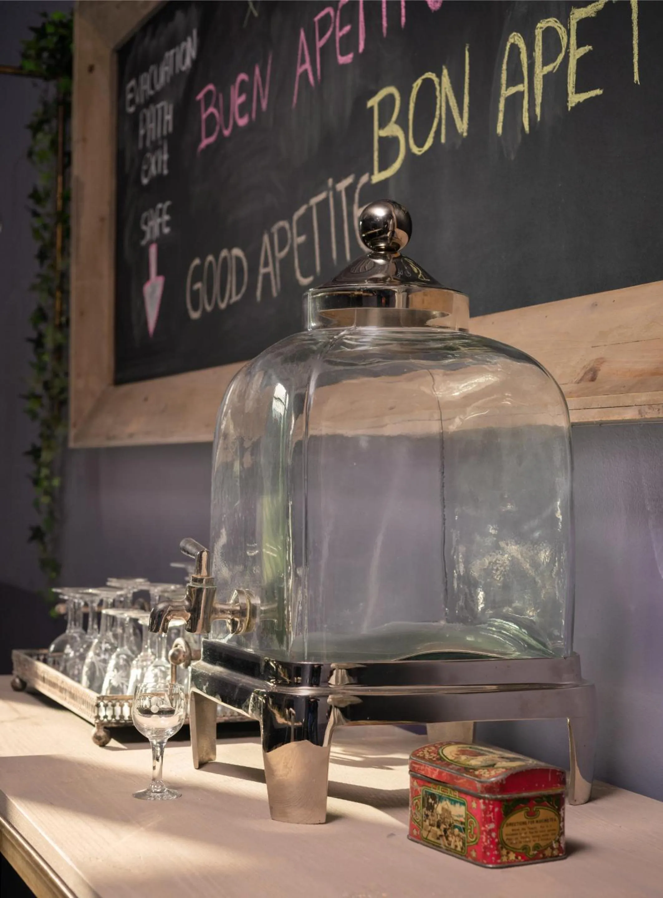 Food in Apeiros Chora Hotel