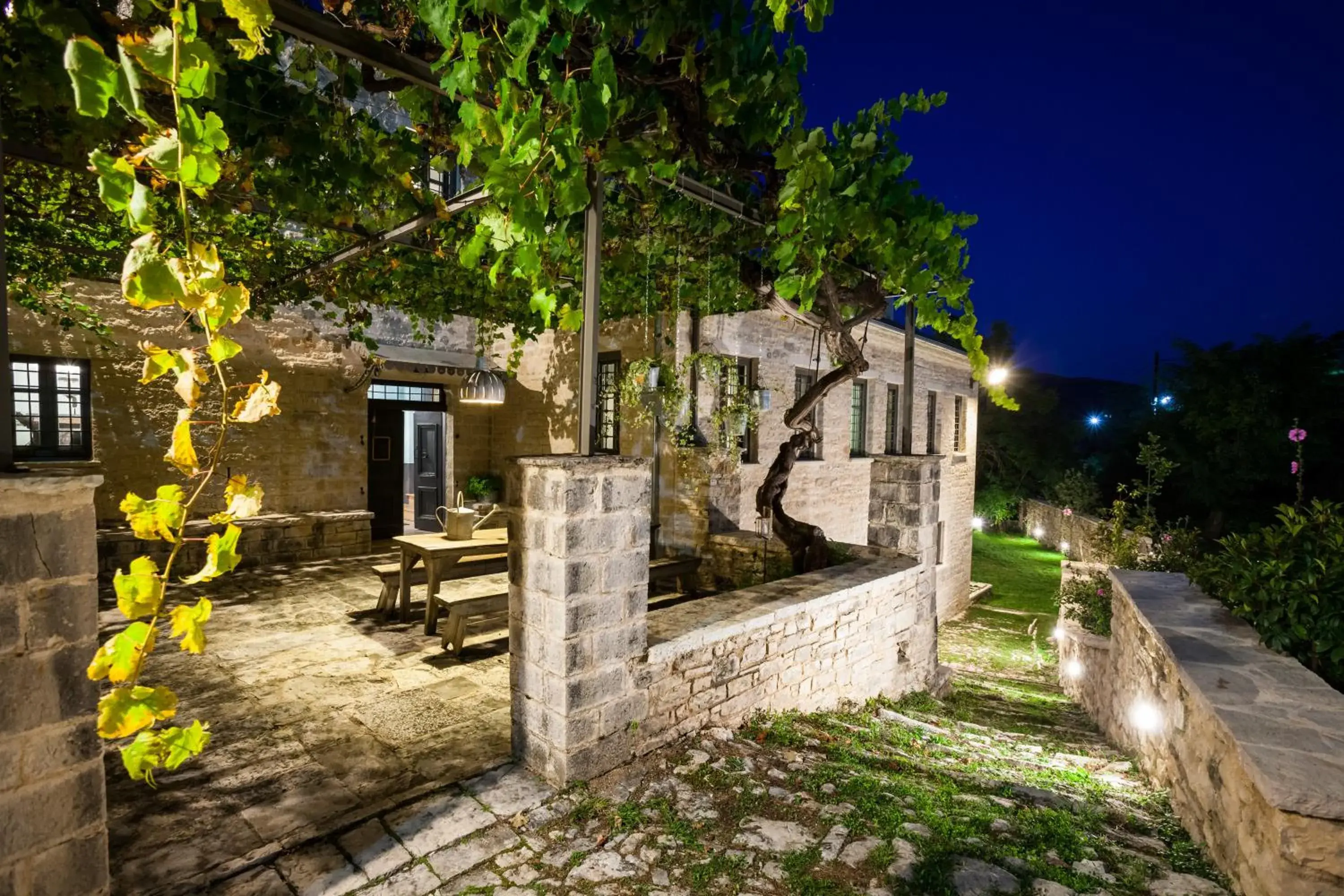 "Apeiros Chora" Hotel, Zagori "Apeiros Chora" Hotel, Zagori