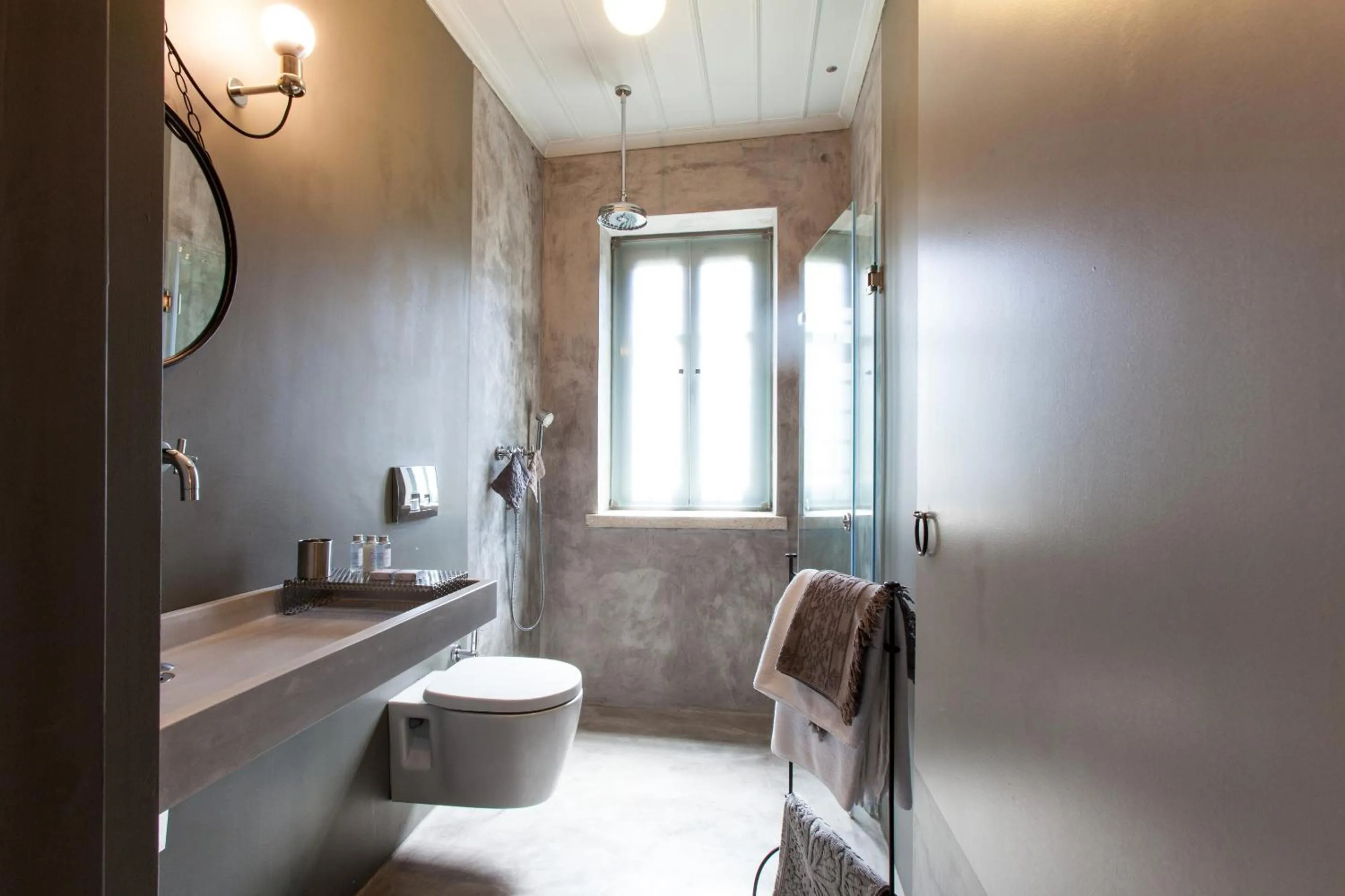 Toilet in Apeiros Chora Hotel