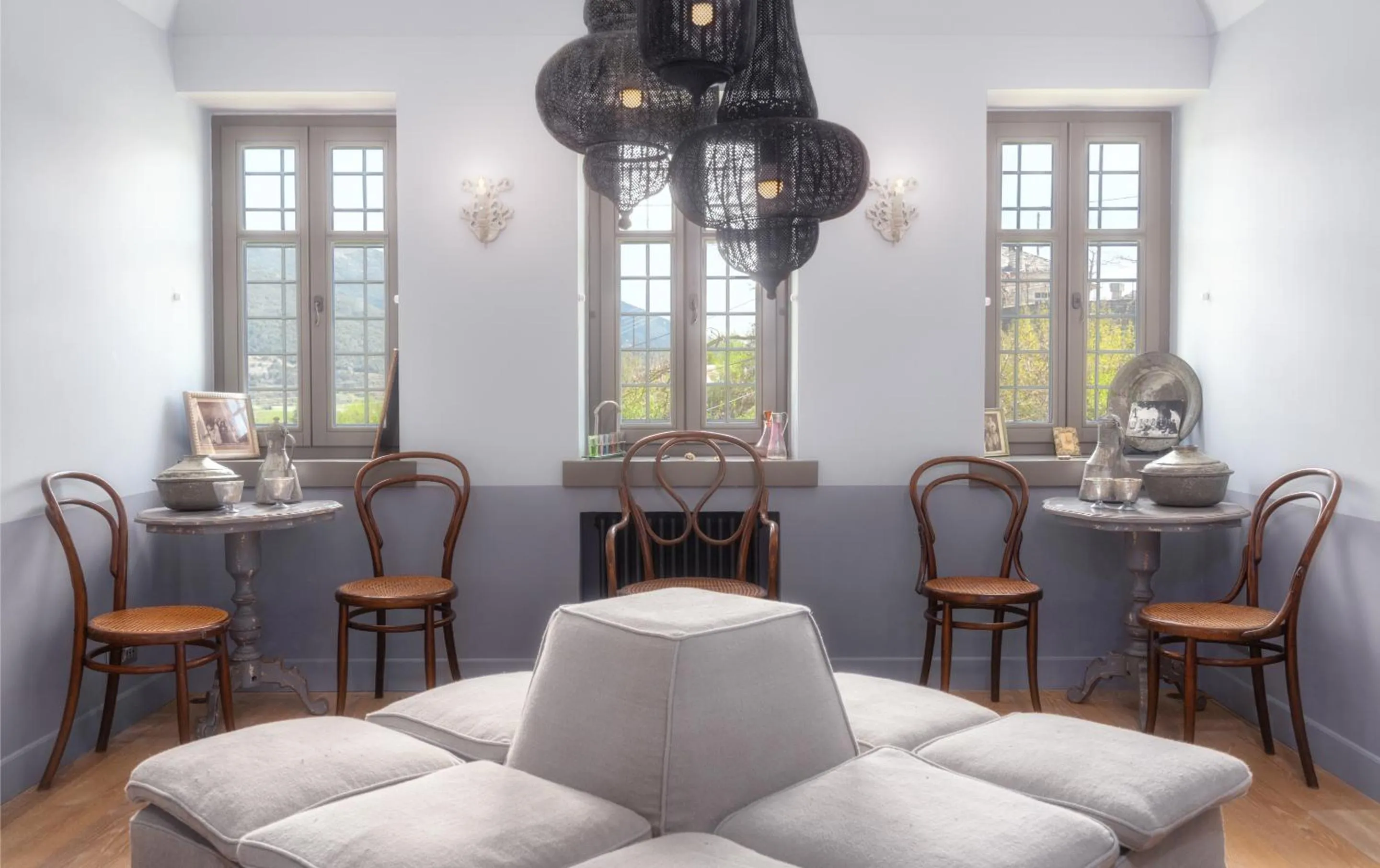 Seating area in Apeiros Chora Hotel