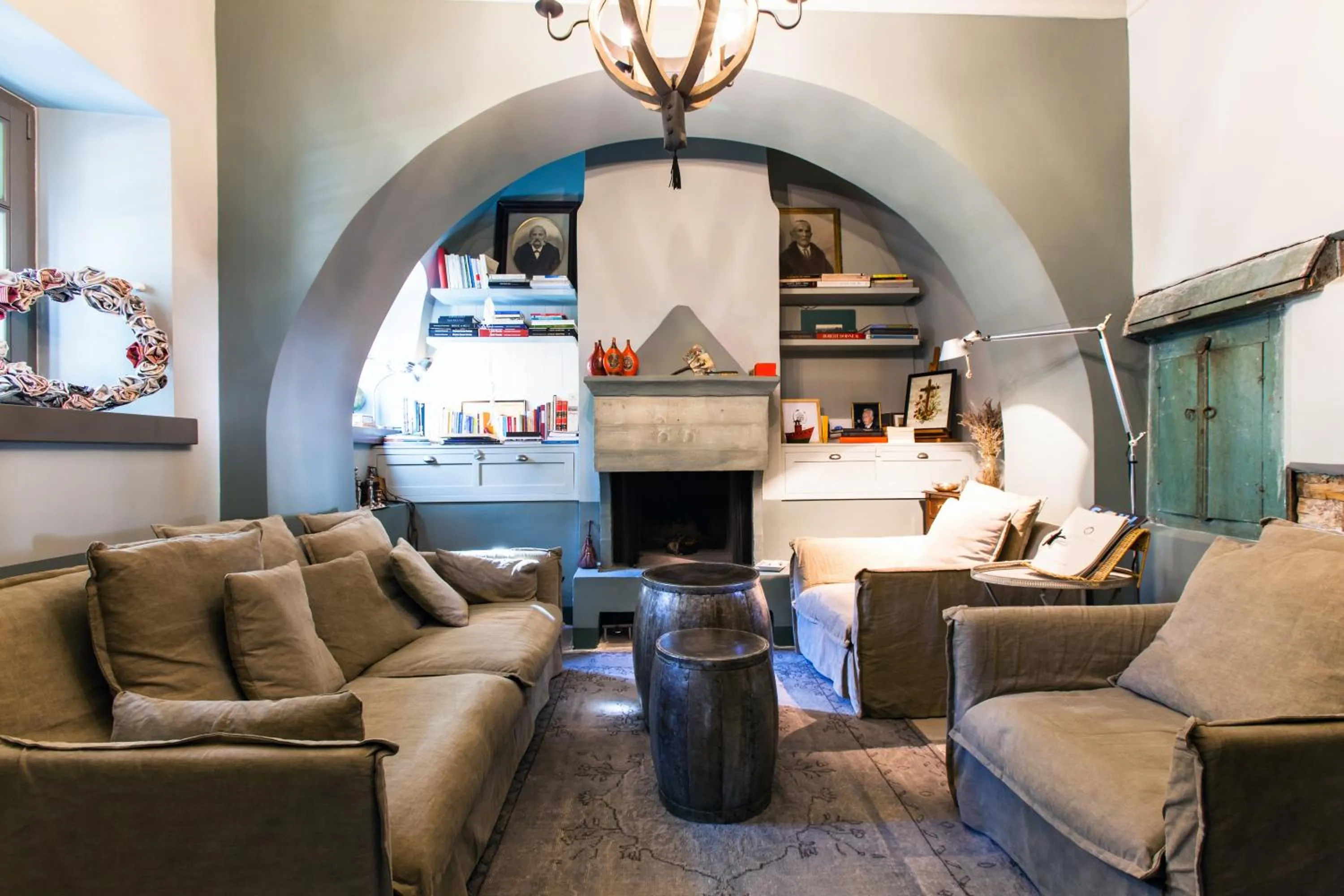 Library in "Apeiros Chora" Hotel, Zagori