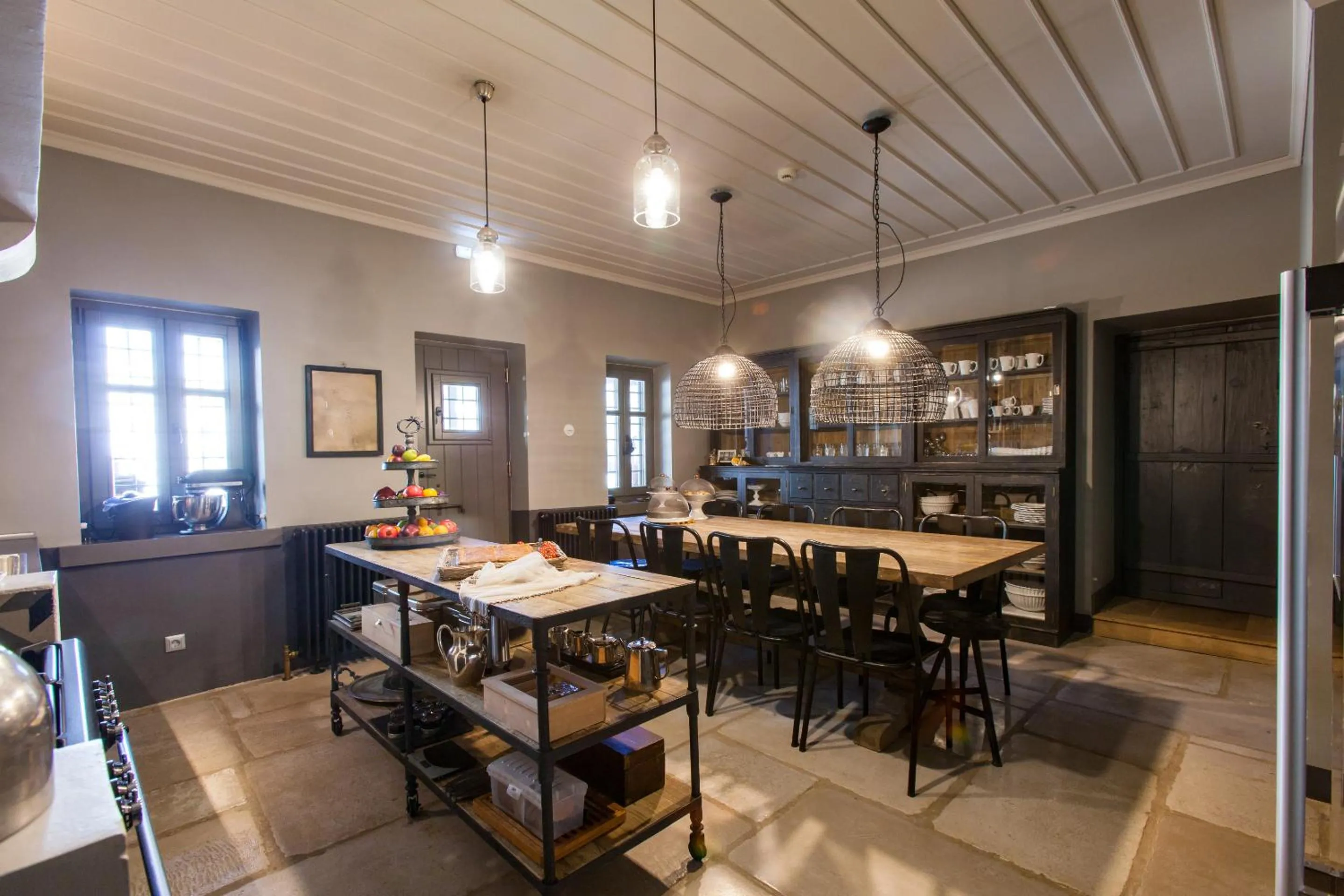 Restaurant/places to eat in Apeiros Chora Hotel