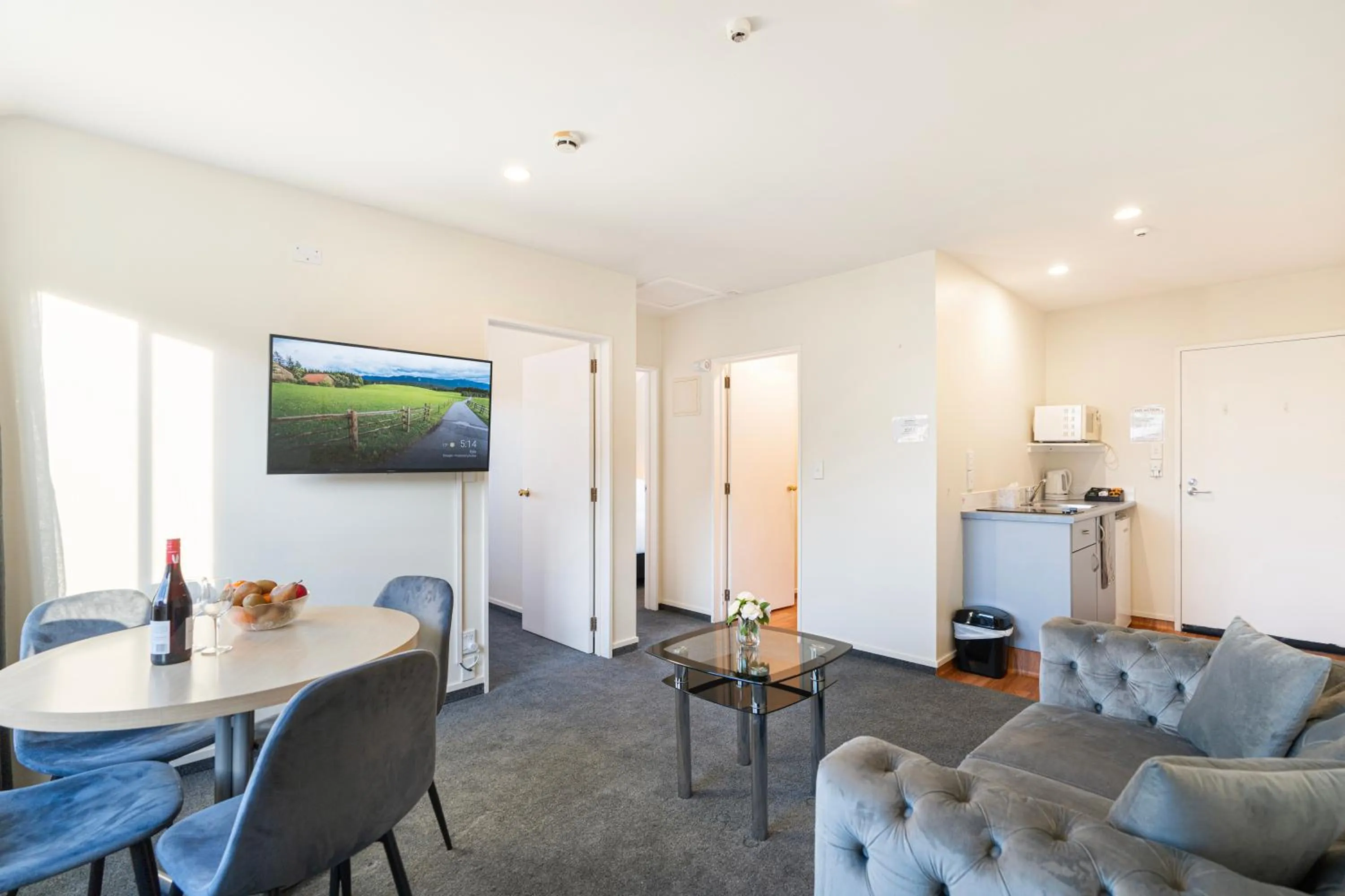 Living room in Daffodil Motel