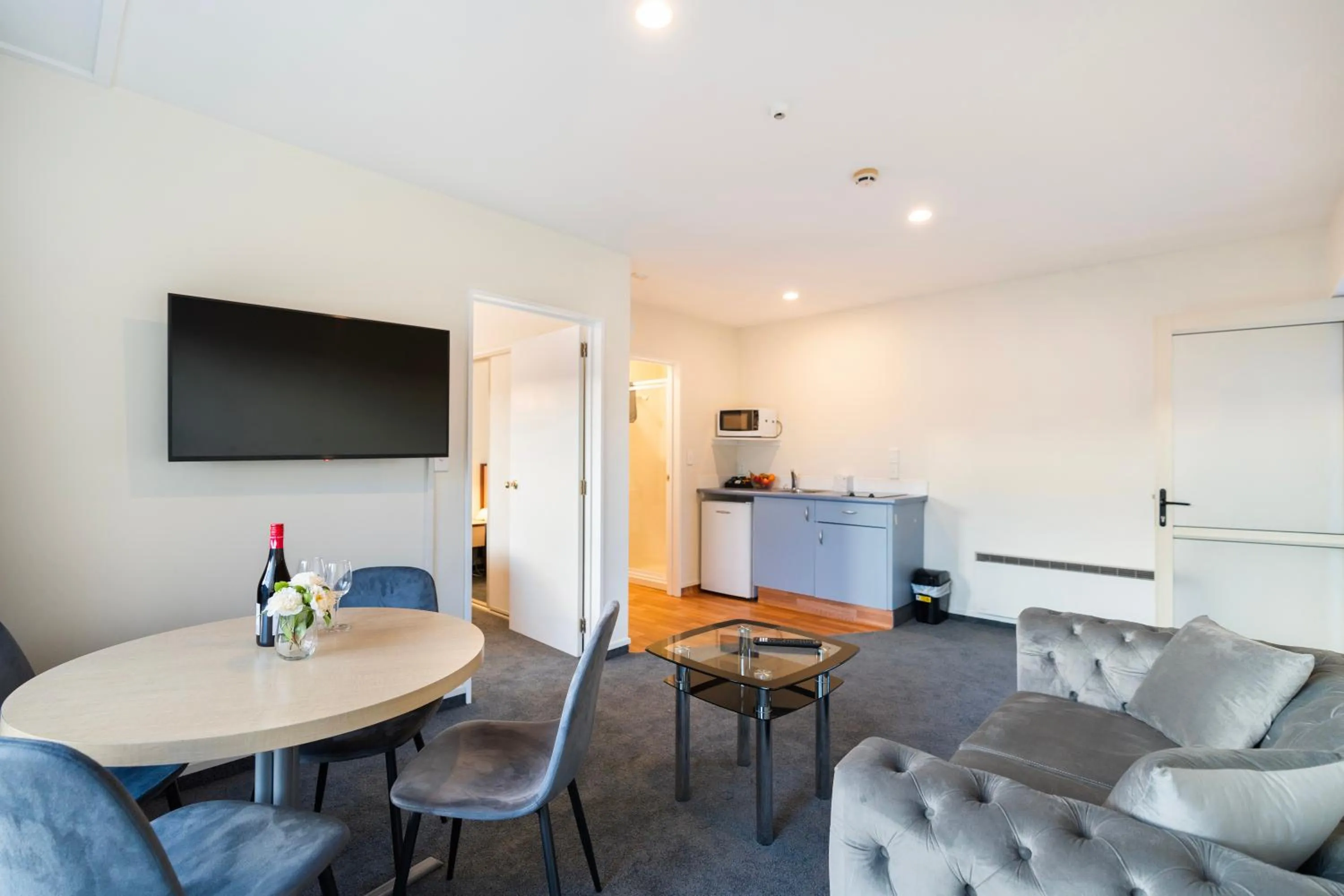 Living room in Daffodil Motel