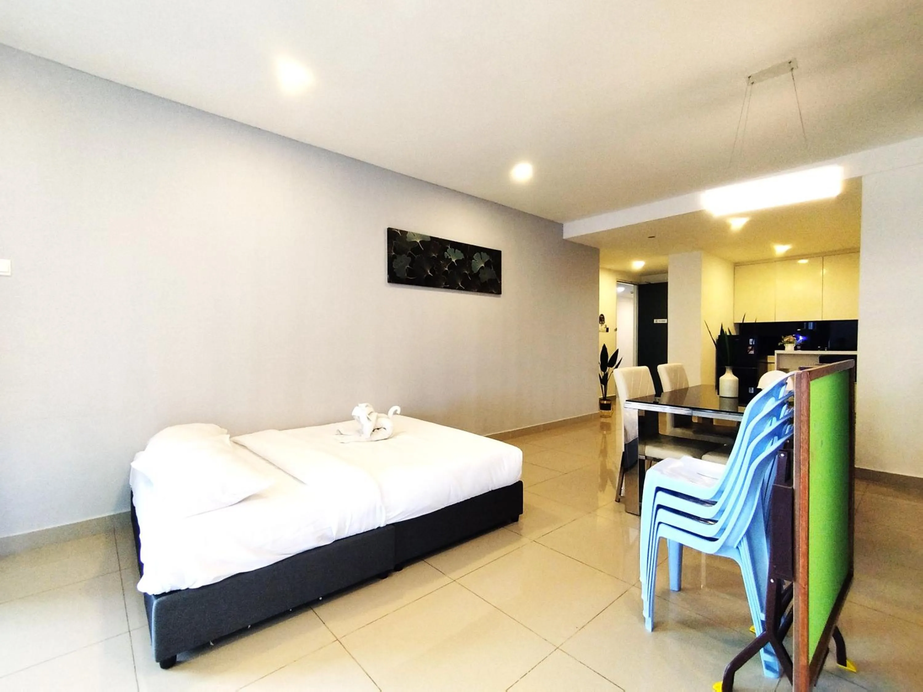 Bedroom, Bed in GENTING FoggyCold StayCation AT Ion Delemen By HAPYHOME