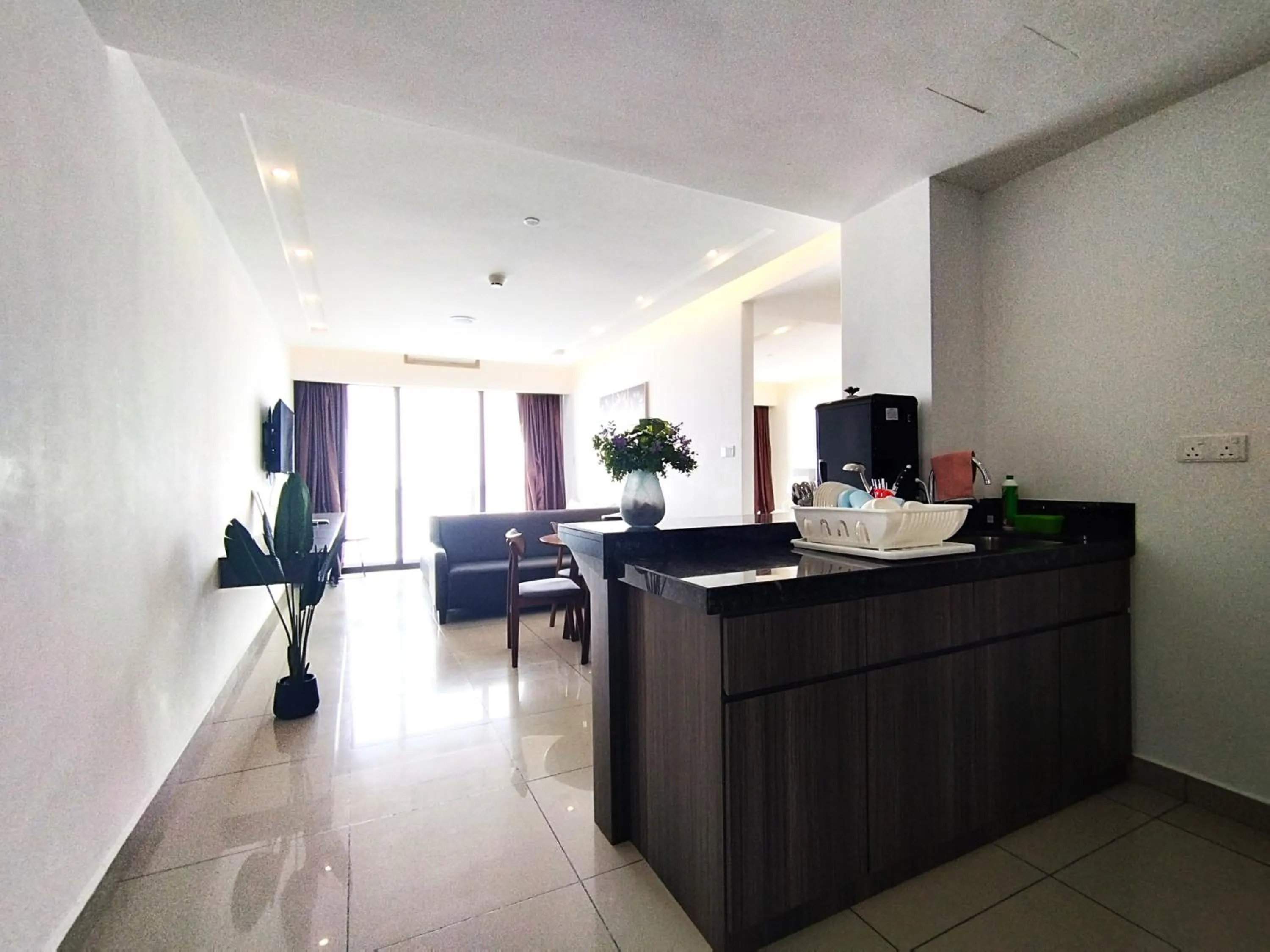 Living room in GENTING FoggyCold StayCation AT Ion Delemen By HAPYHOME