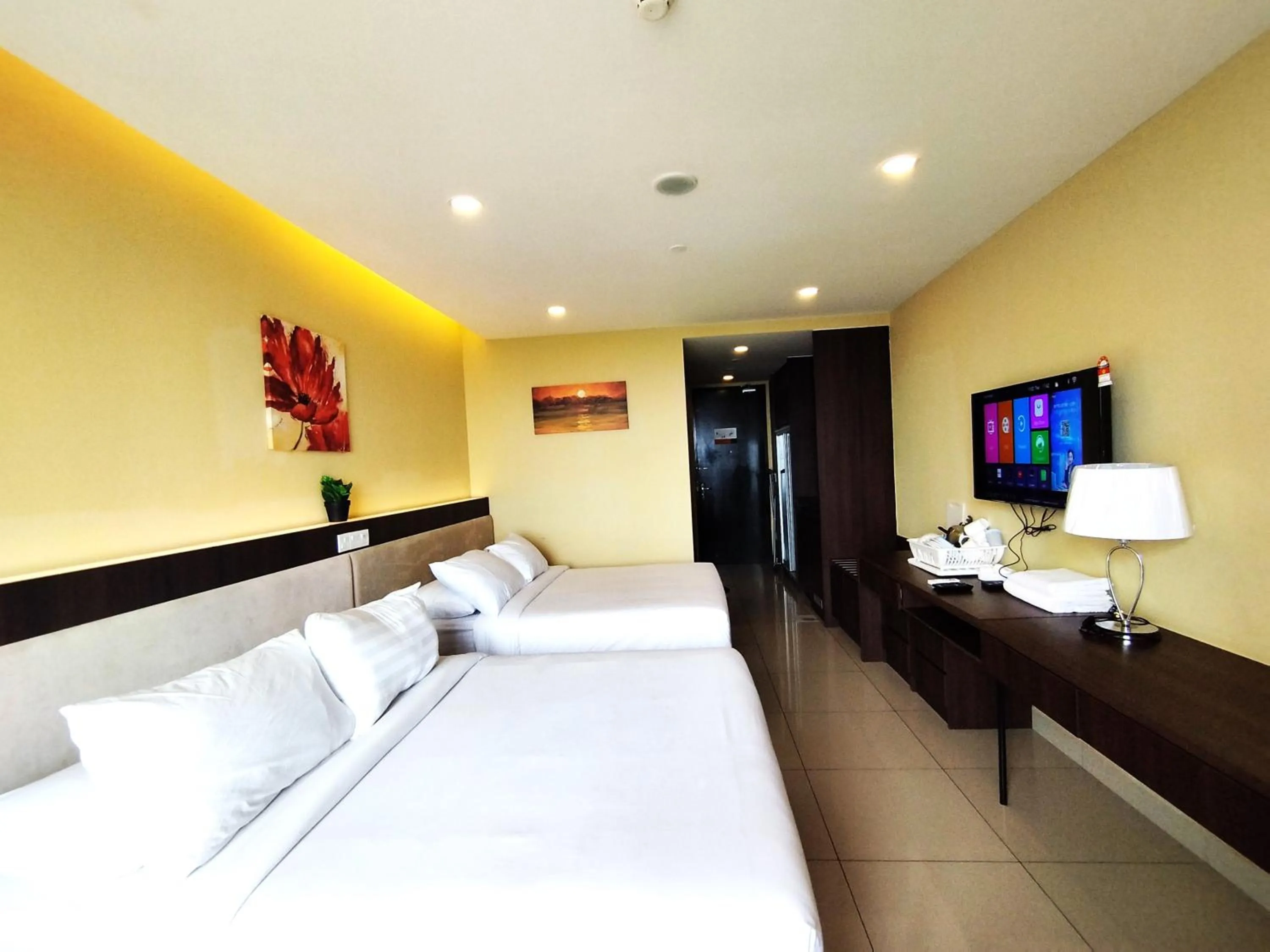 Bedroom, Bed in GENTING FoggyCold StayCation AT Ion Delemen By HAPYHOME