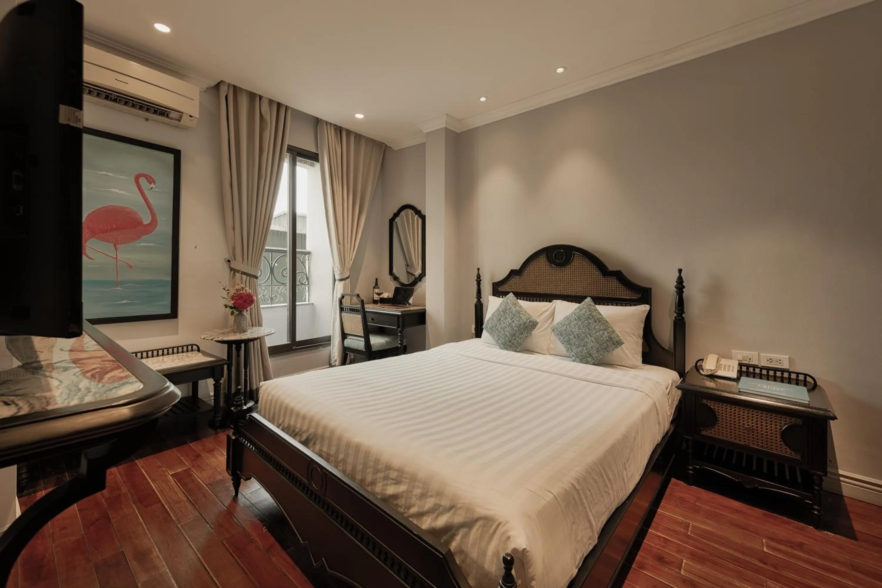 Bed in Hanoi Graceful Hotel and Travel