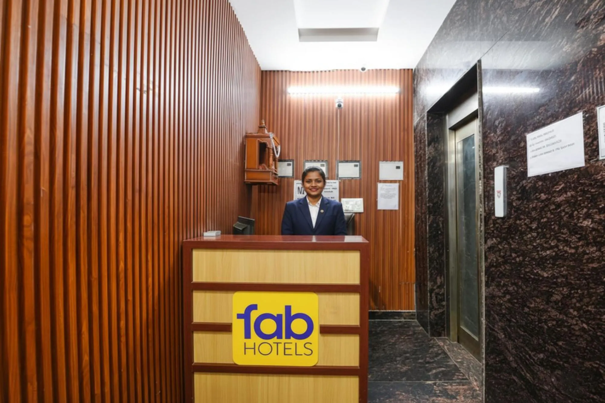 Lobby or reception in FabHotel Royal Reena Residency