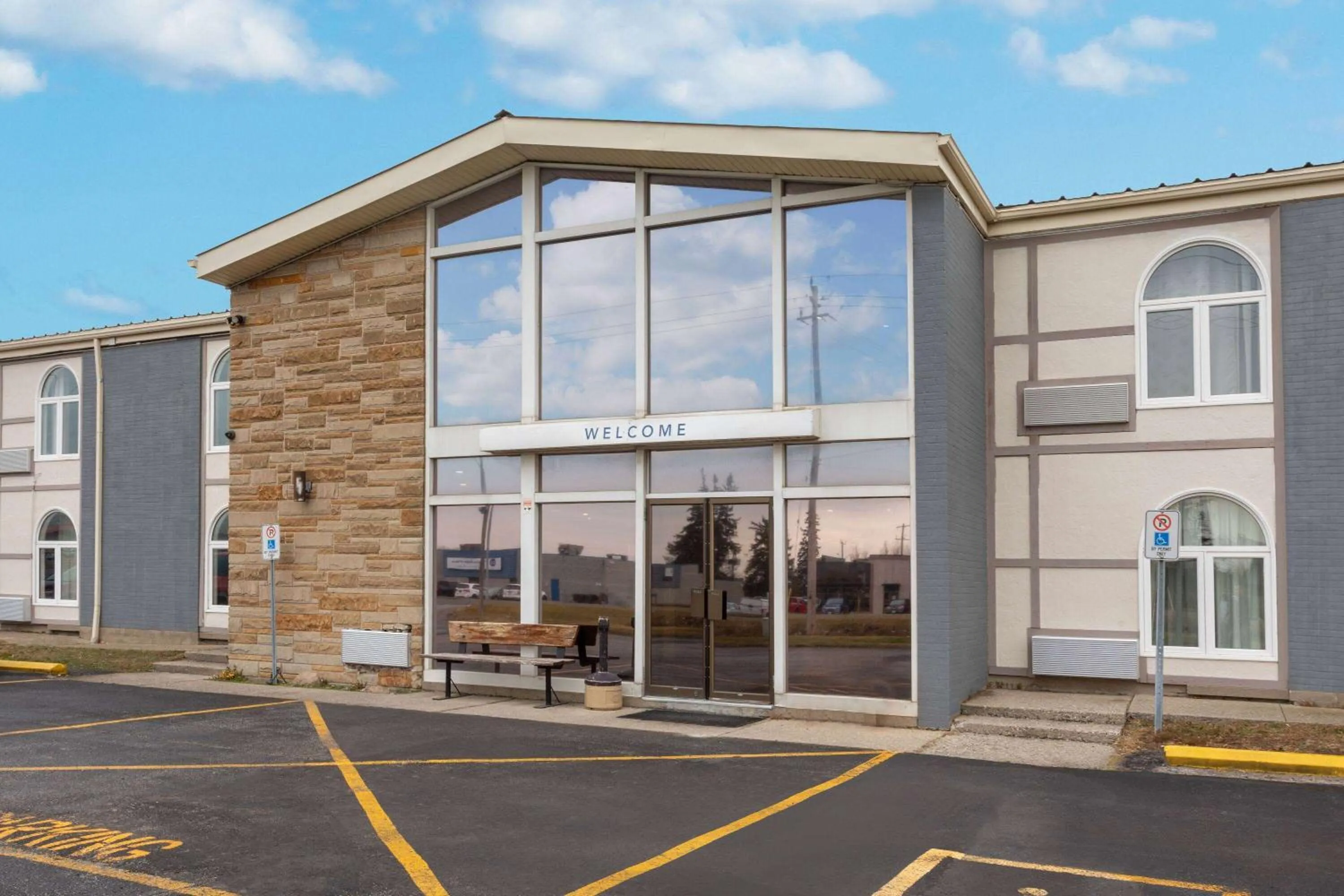 Property building in Travelodge by Wyndham Sarnia