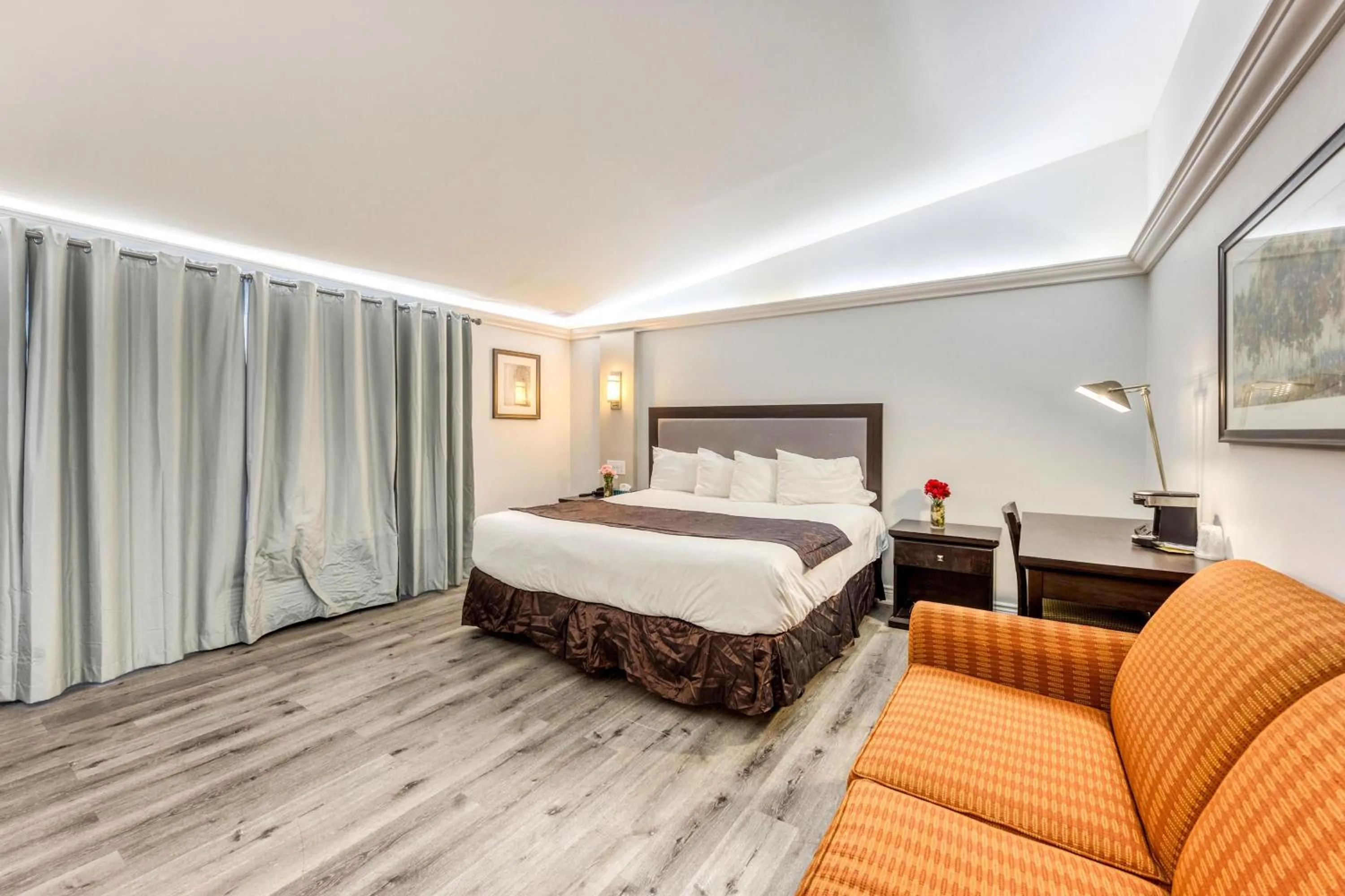 Travelodge by Wyndham Sarnia